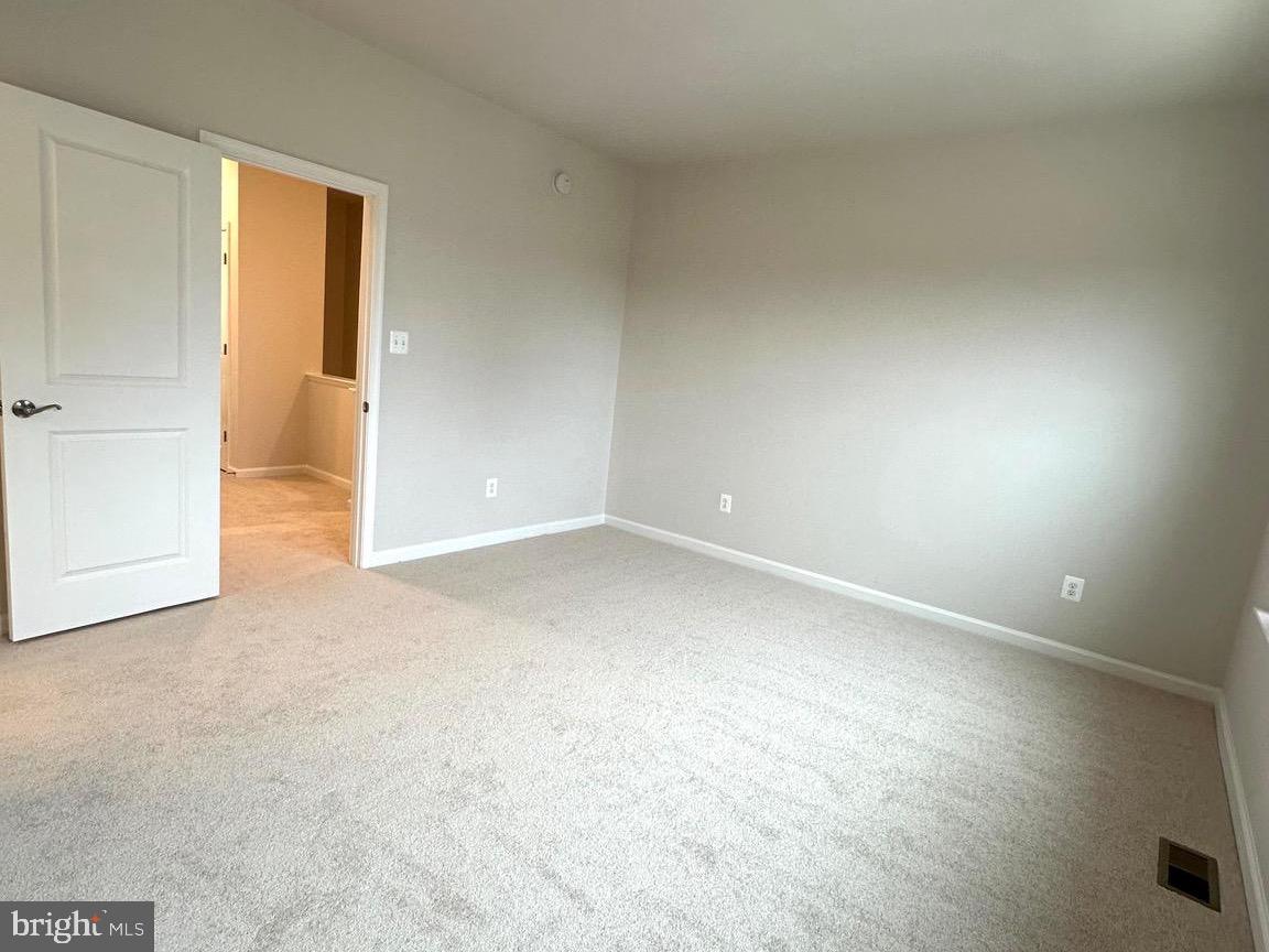 MILL BRANCH CROSSING - Residential Lease