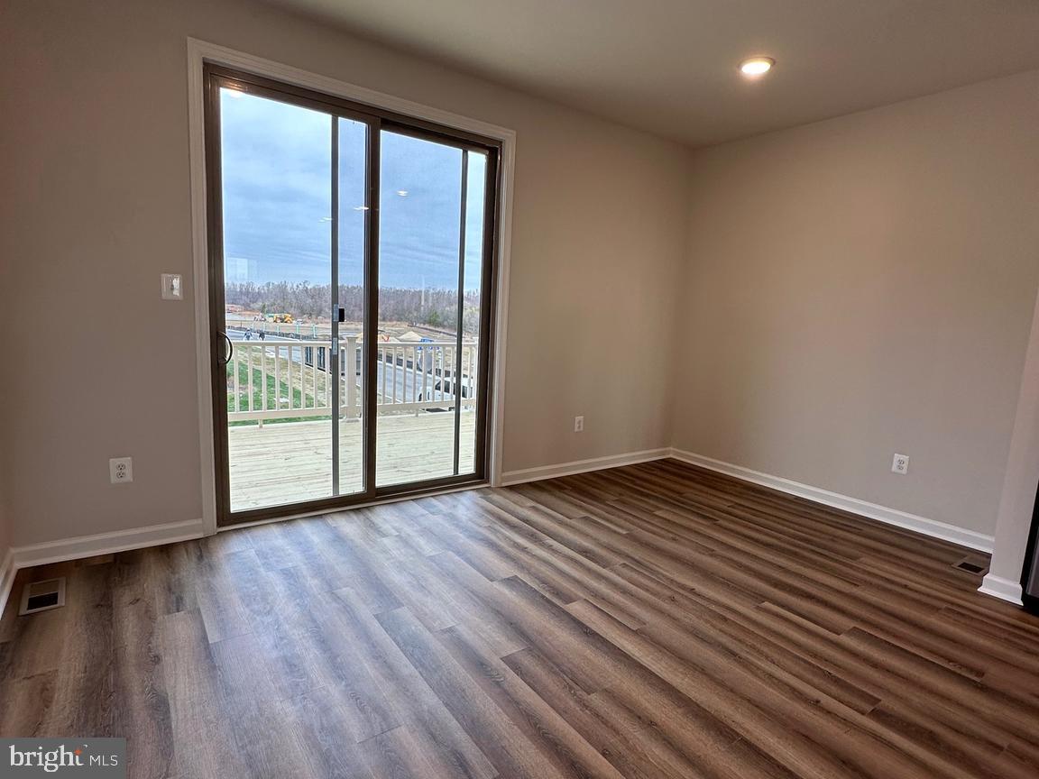 MILL BRANCH CROSSING - Residential Lease