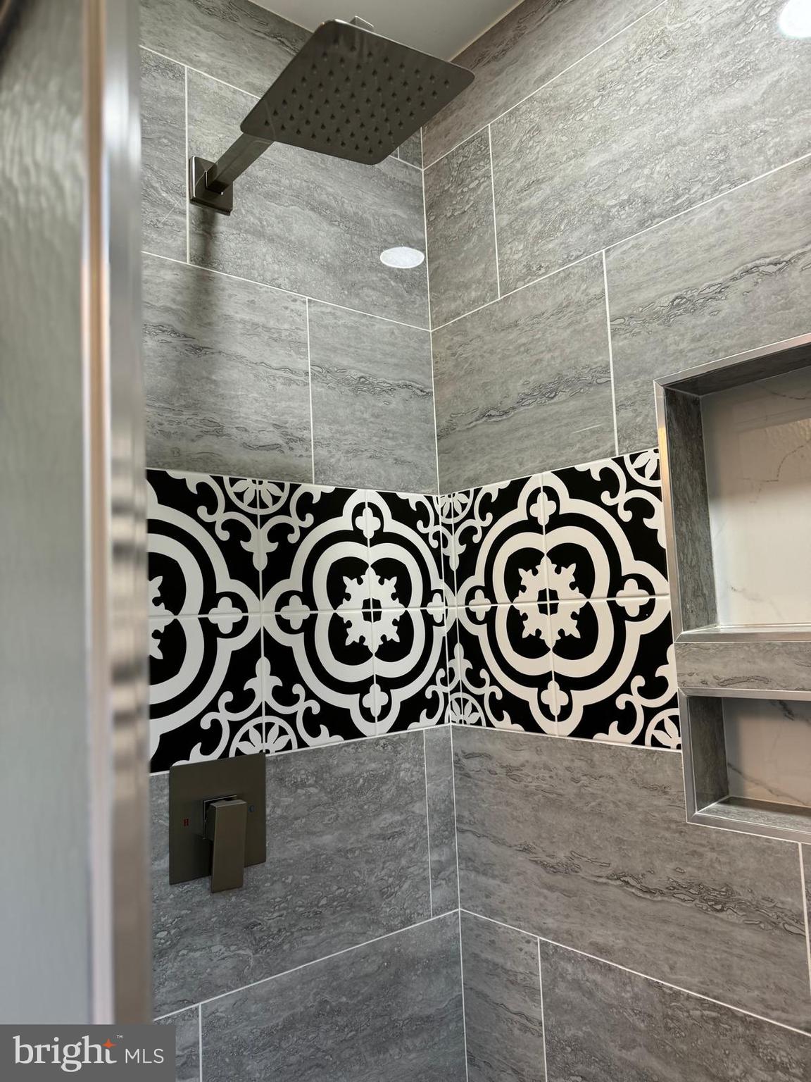 VISTA WOODS - Residential