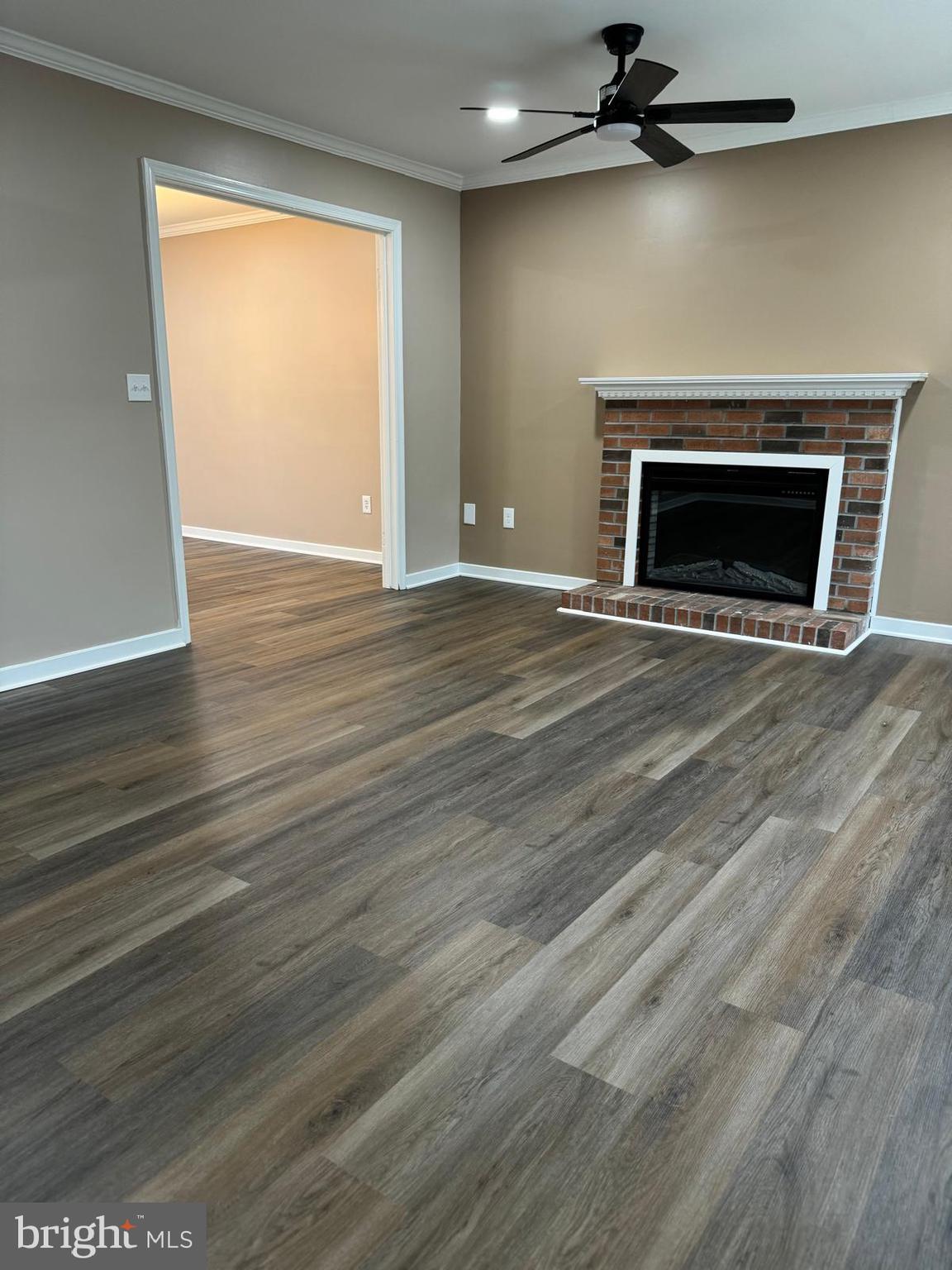 VISTA WOODS - Residential