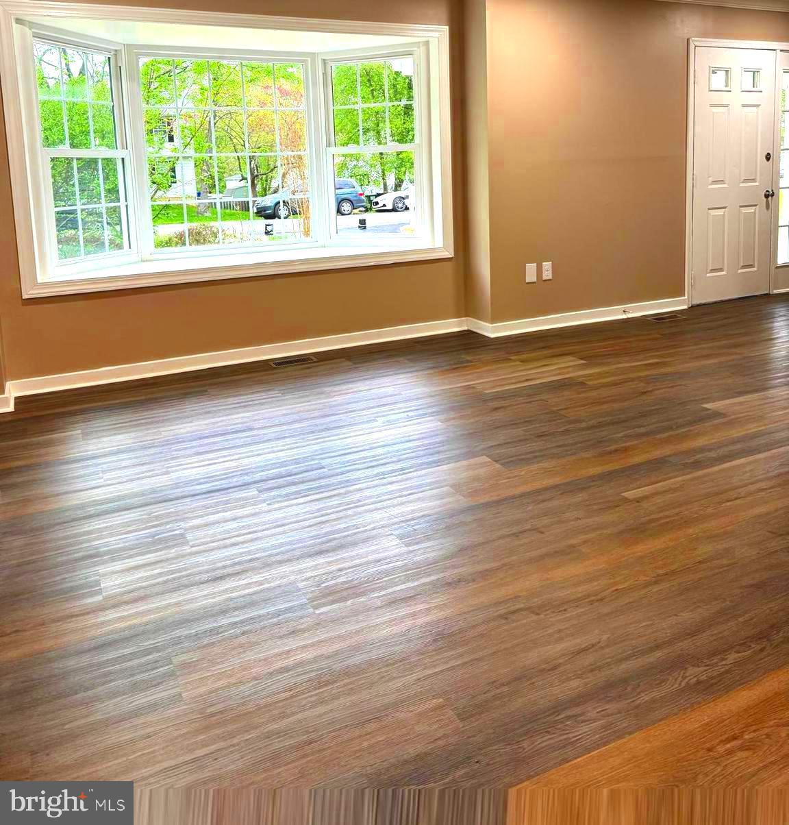 VISTA WOODS - Residential