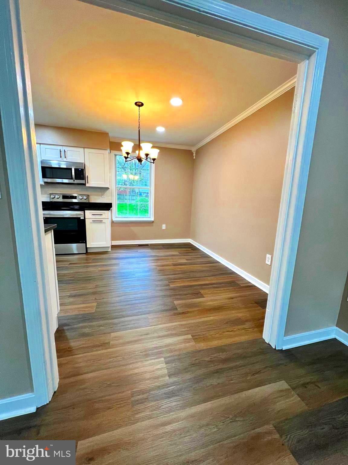 VISTA WOODS - Residential