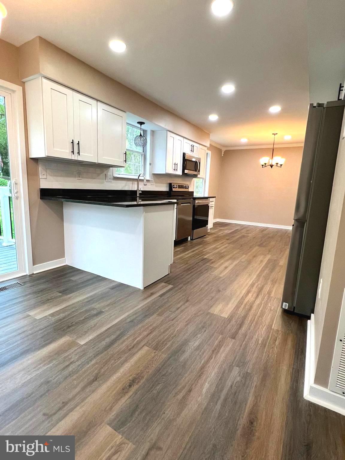 VISTA WOODS - Residential