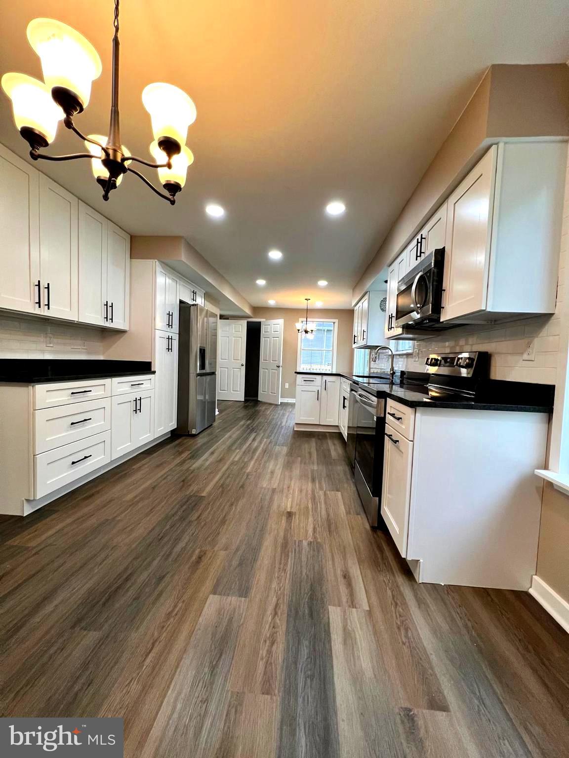 VISTA WOODS - Residential