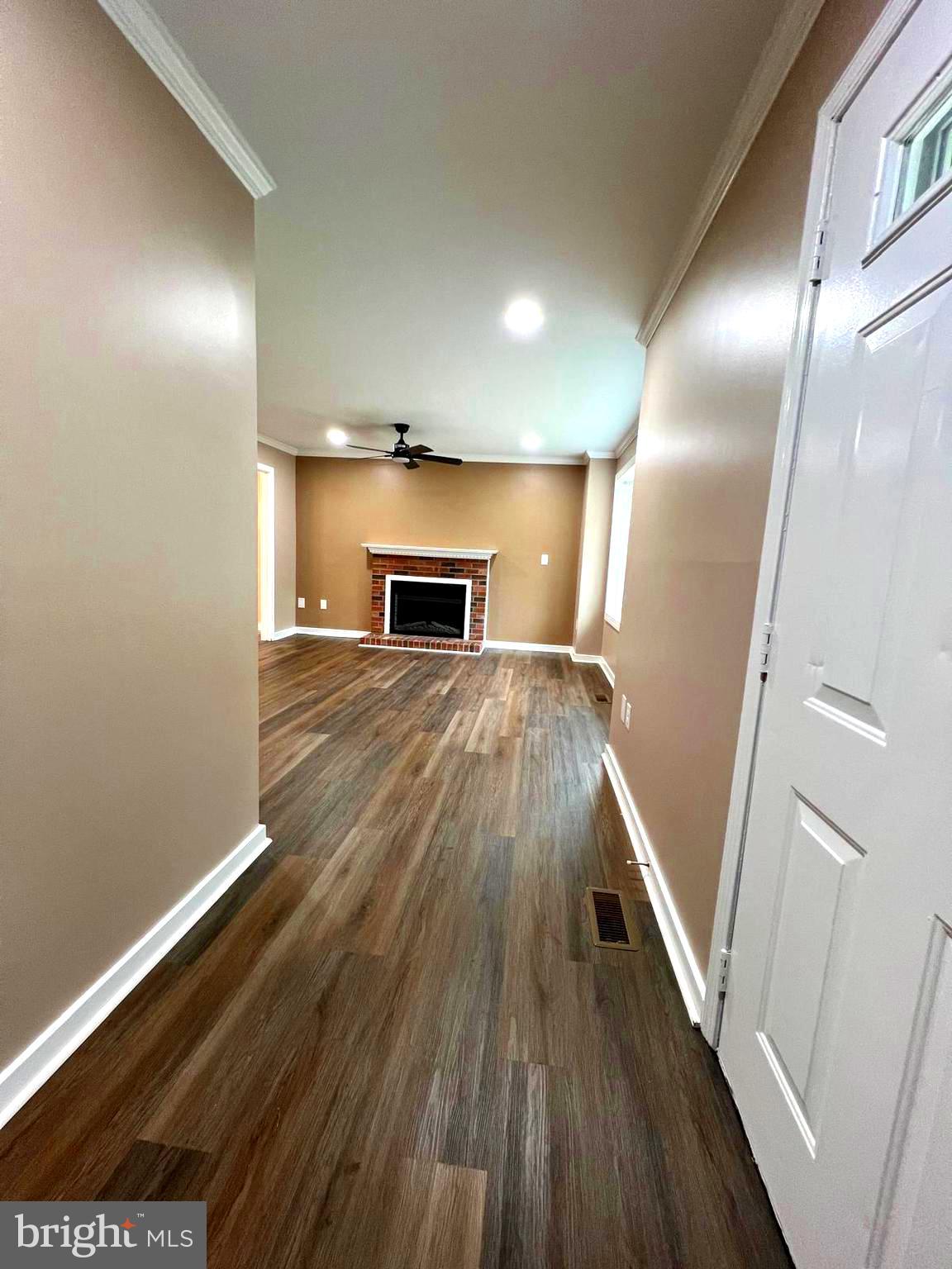 VISTA WOODS - Residential