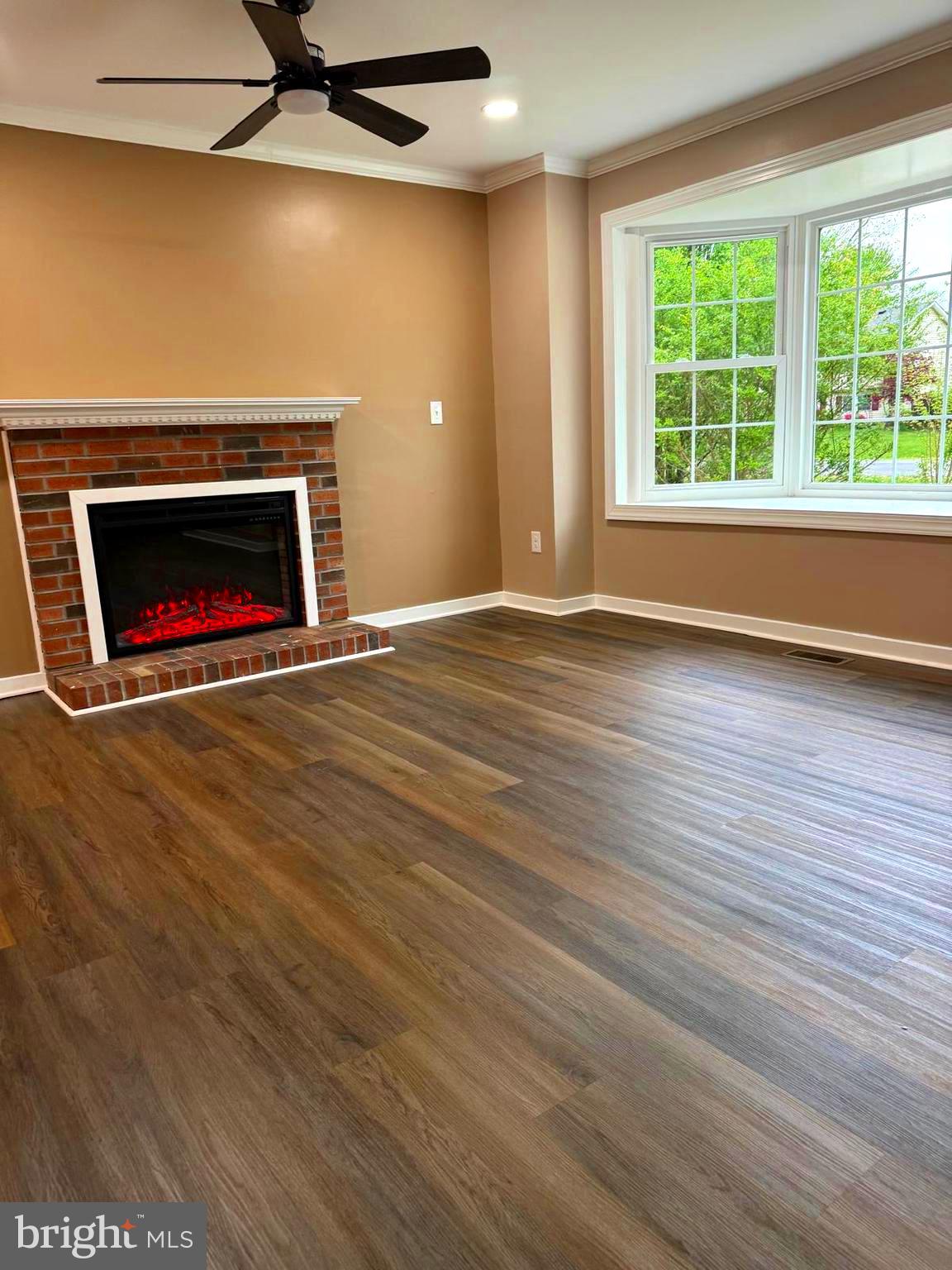 VISTA WOODS - Residential