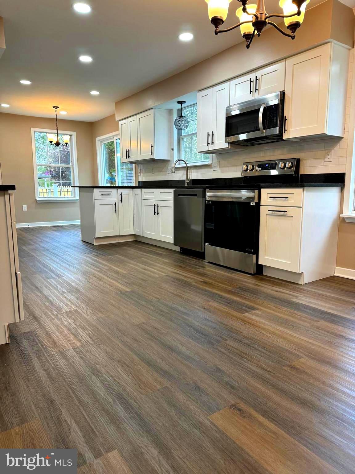 VISTA WOODS - Residential