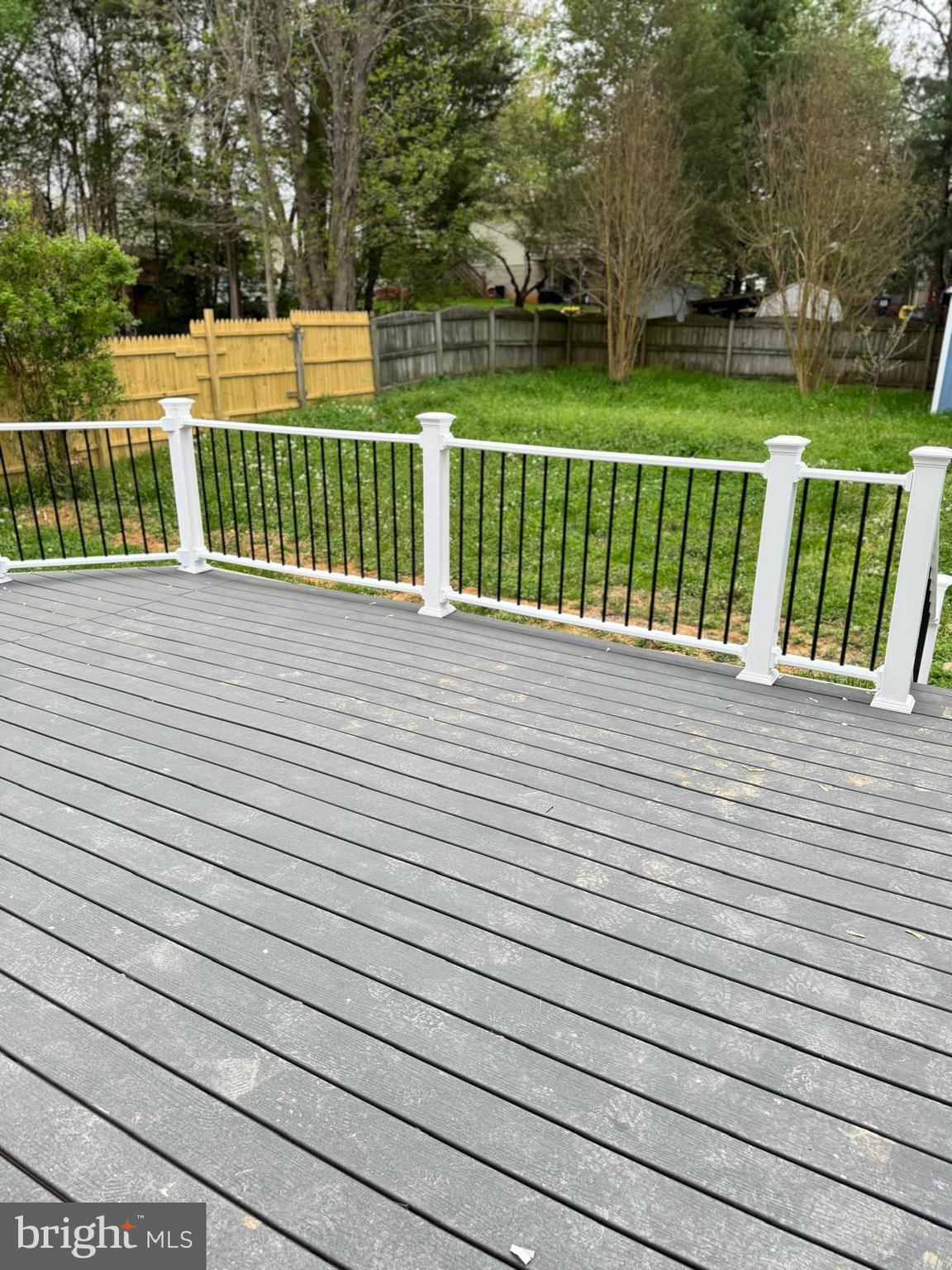 VISTA WOODS - Residential