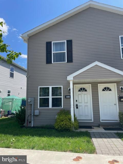 319 CRESTMONT STREET