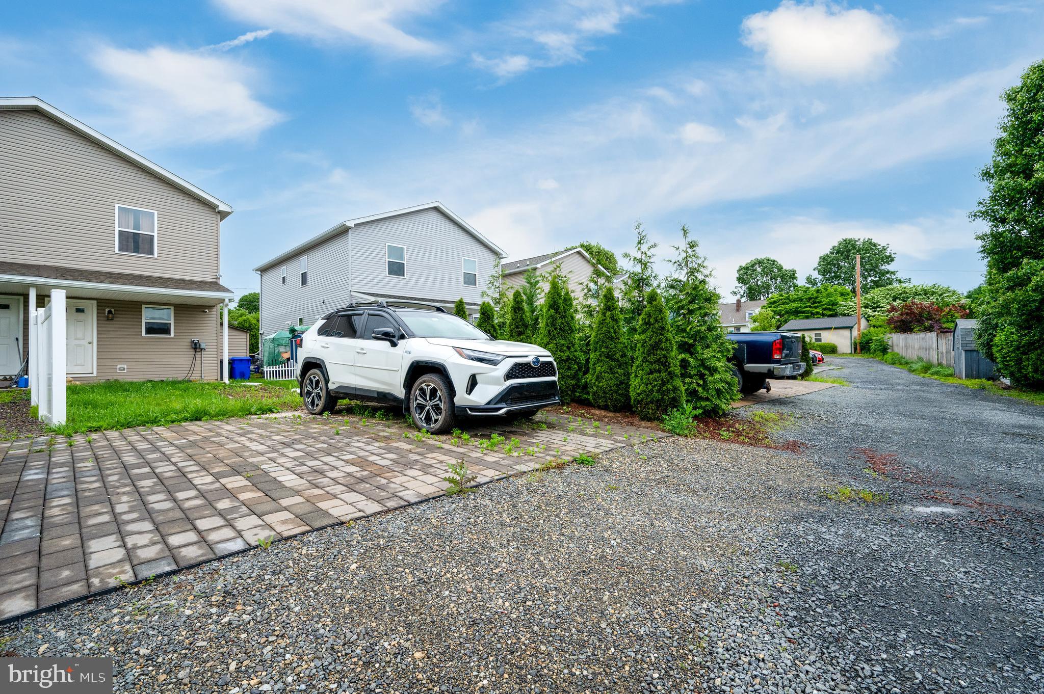 MILLMONT - Residential