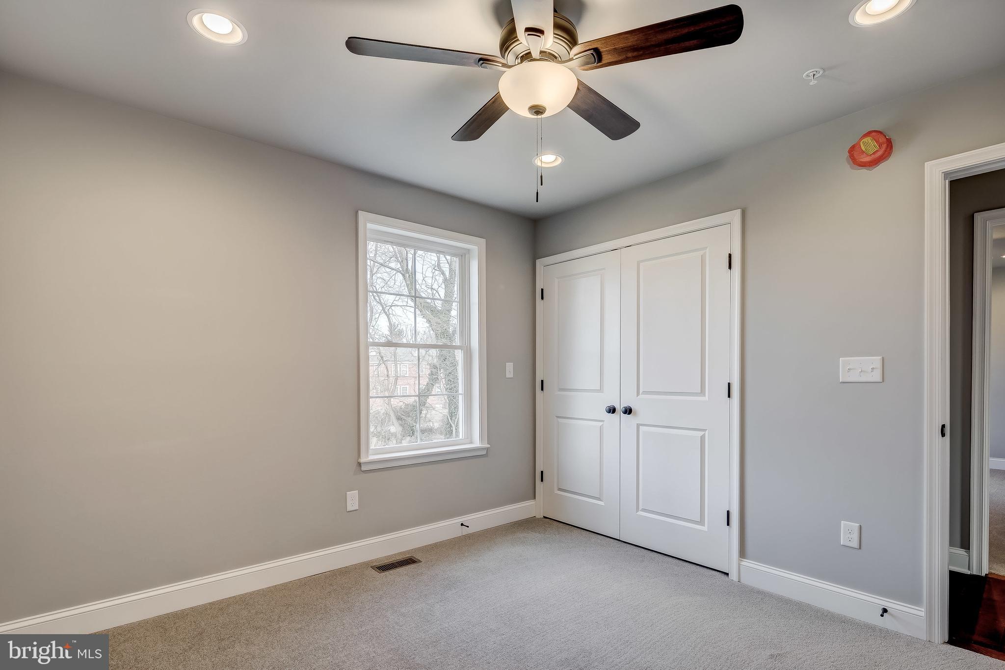 RIVIERA BEACH - Residential