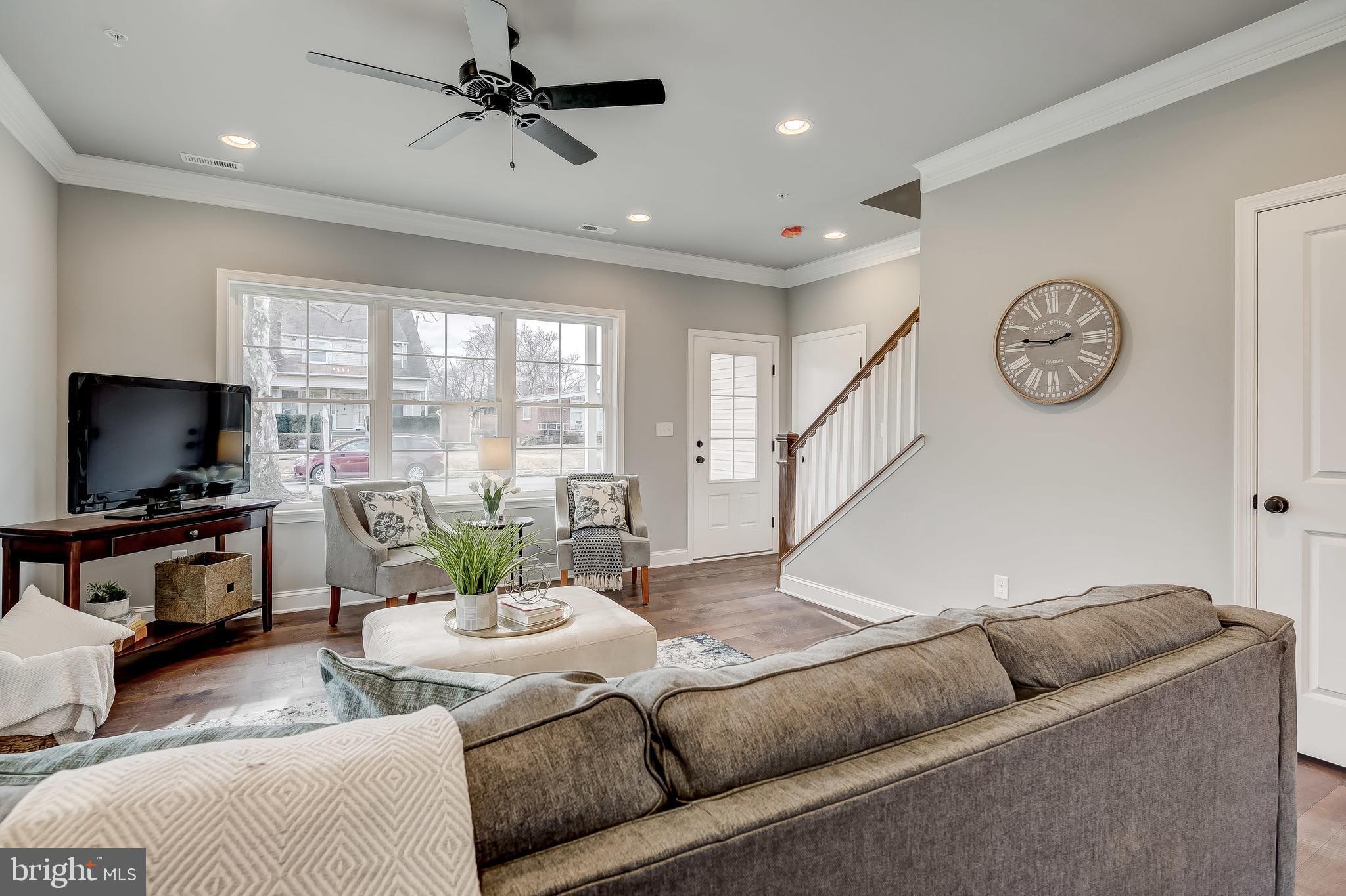 RIVIERA BEACH - Residential