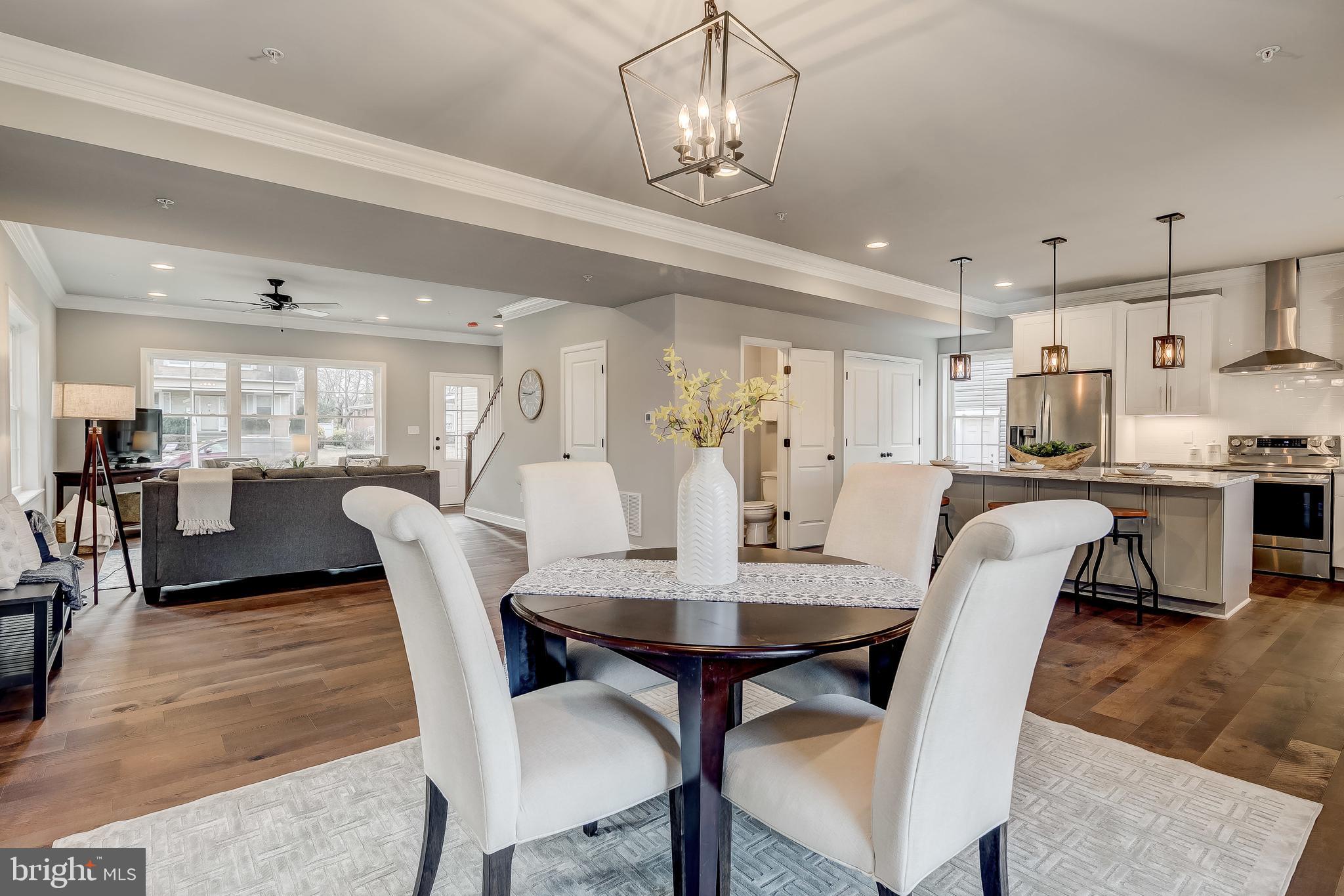 RIVIERA BEACH - Residential