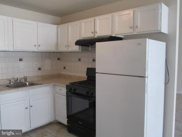 THE SEASONS - Residential