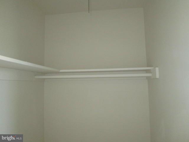 THE SEASONS - Residential