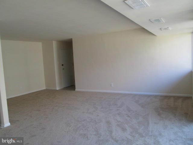 THE SEASONS - Residential