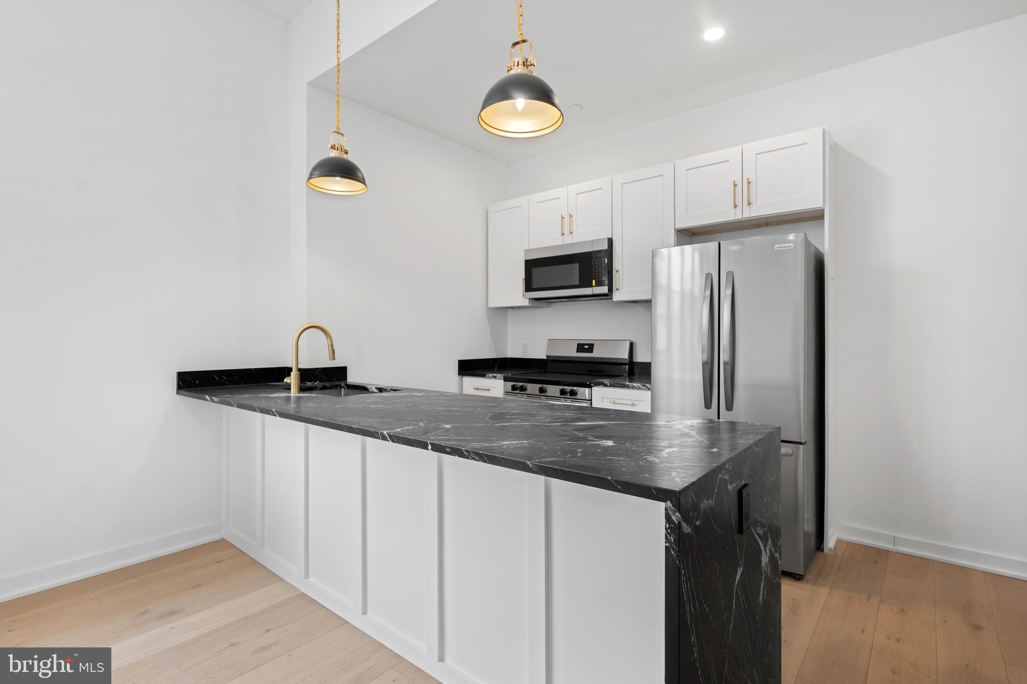 36 N NARBERTH AVENUE 2C