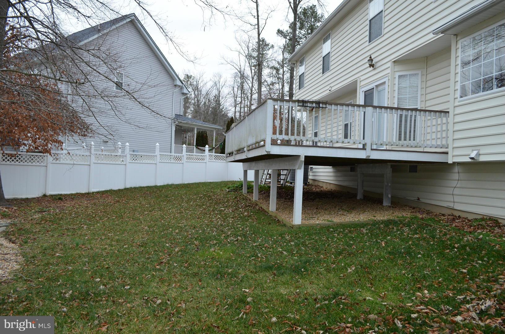 HUNTING QUARTERS - Residential Lease