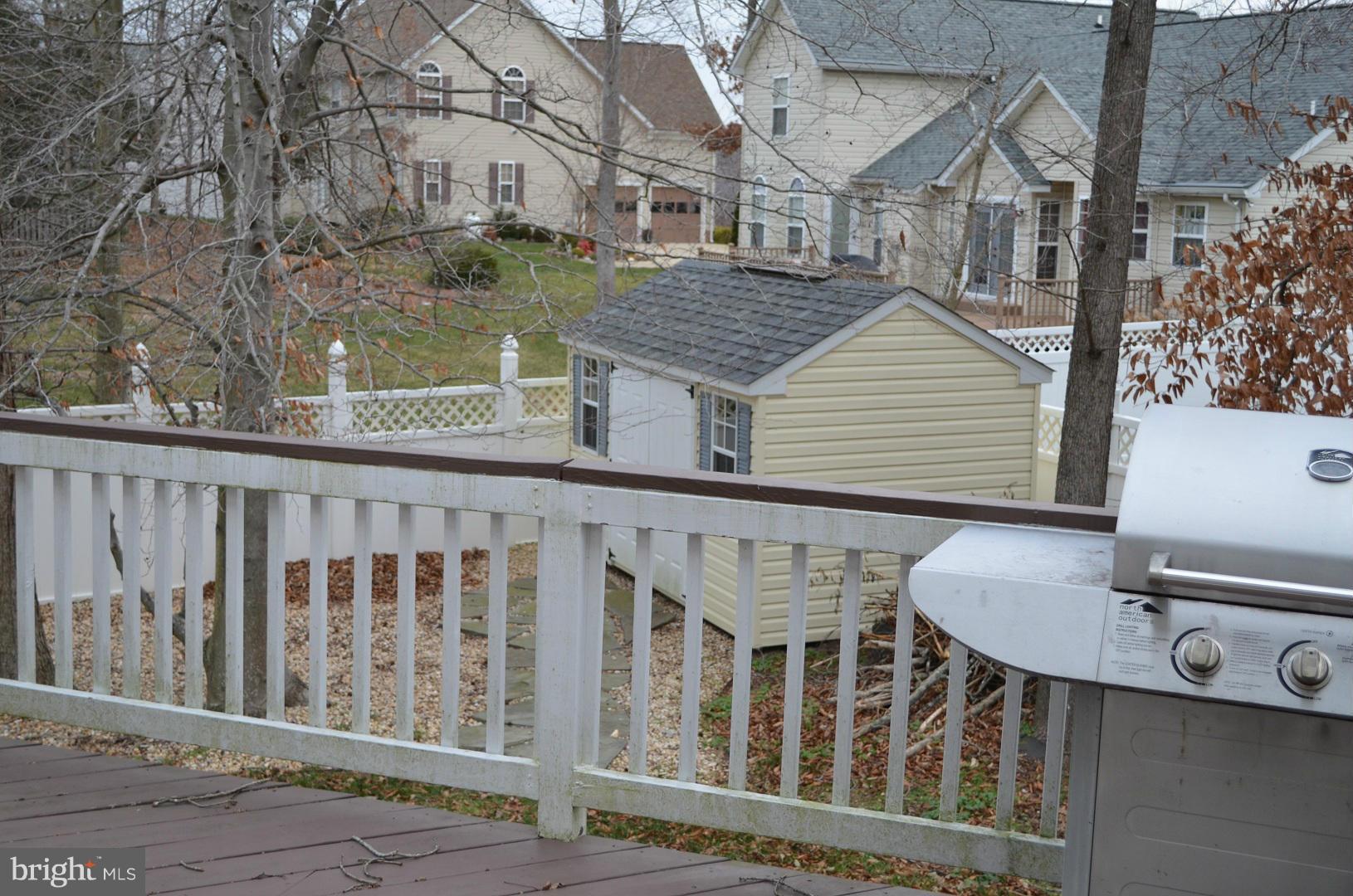 HUNTING QUARTERS - Residential Lease