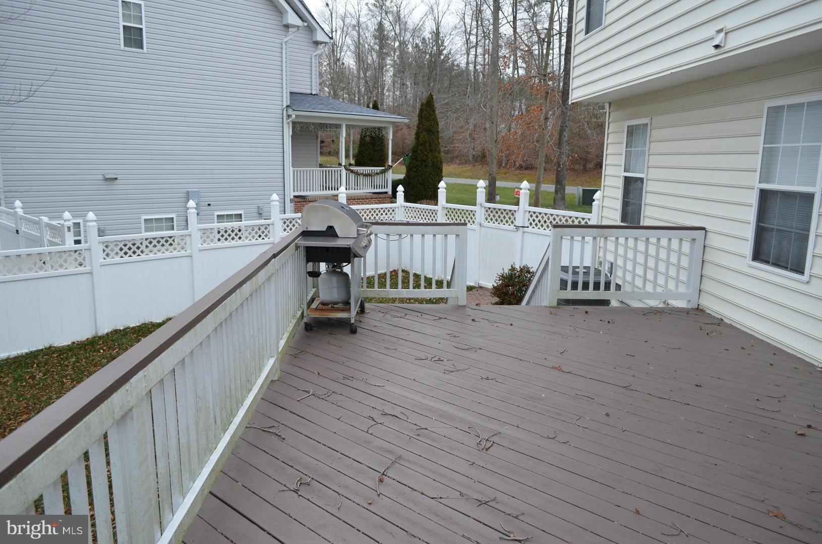 HUNTING QUARTERS - Residential Lease