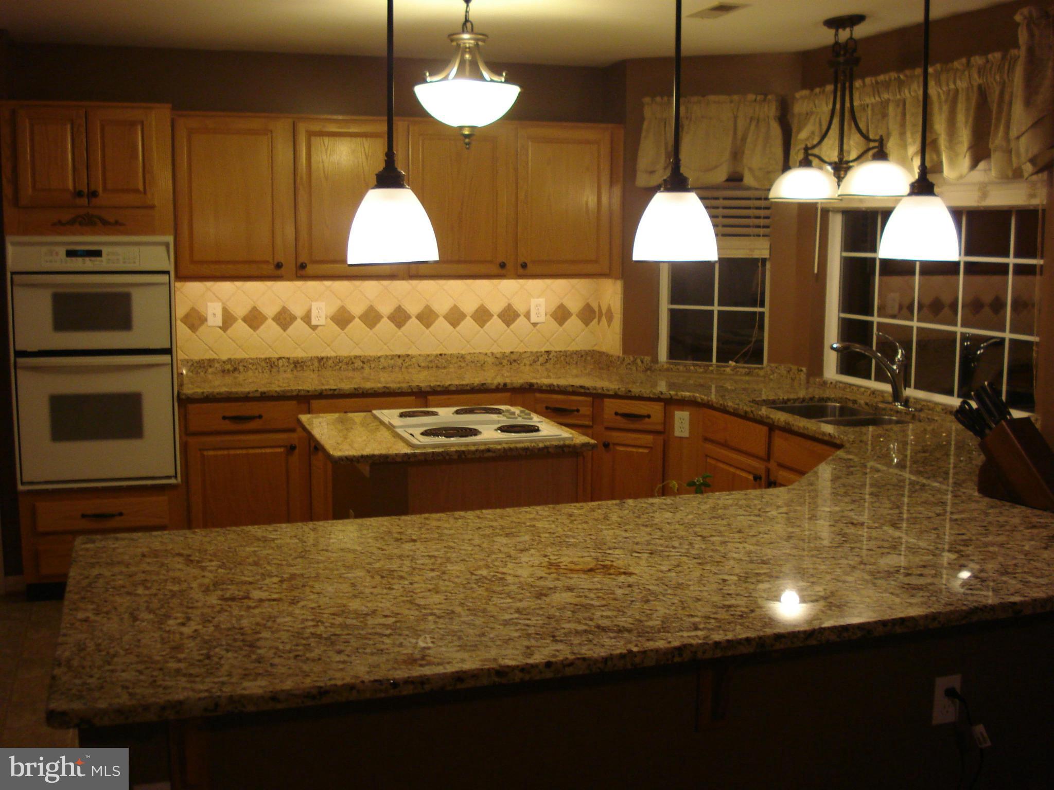 HUNTING QUARTERS - Residential Lease