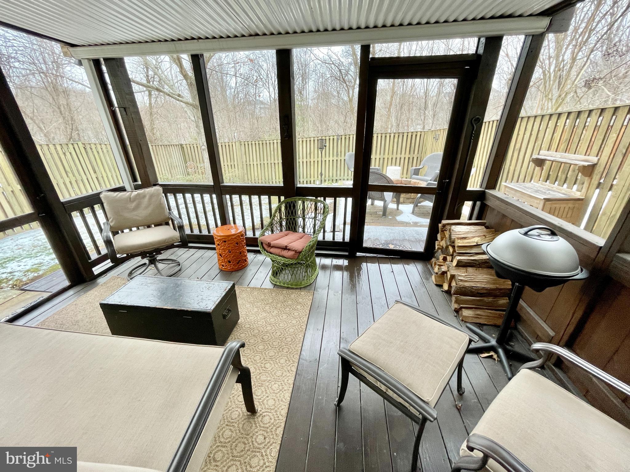 RIVERSIDE STATION - Residential