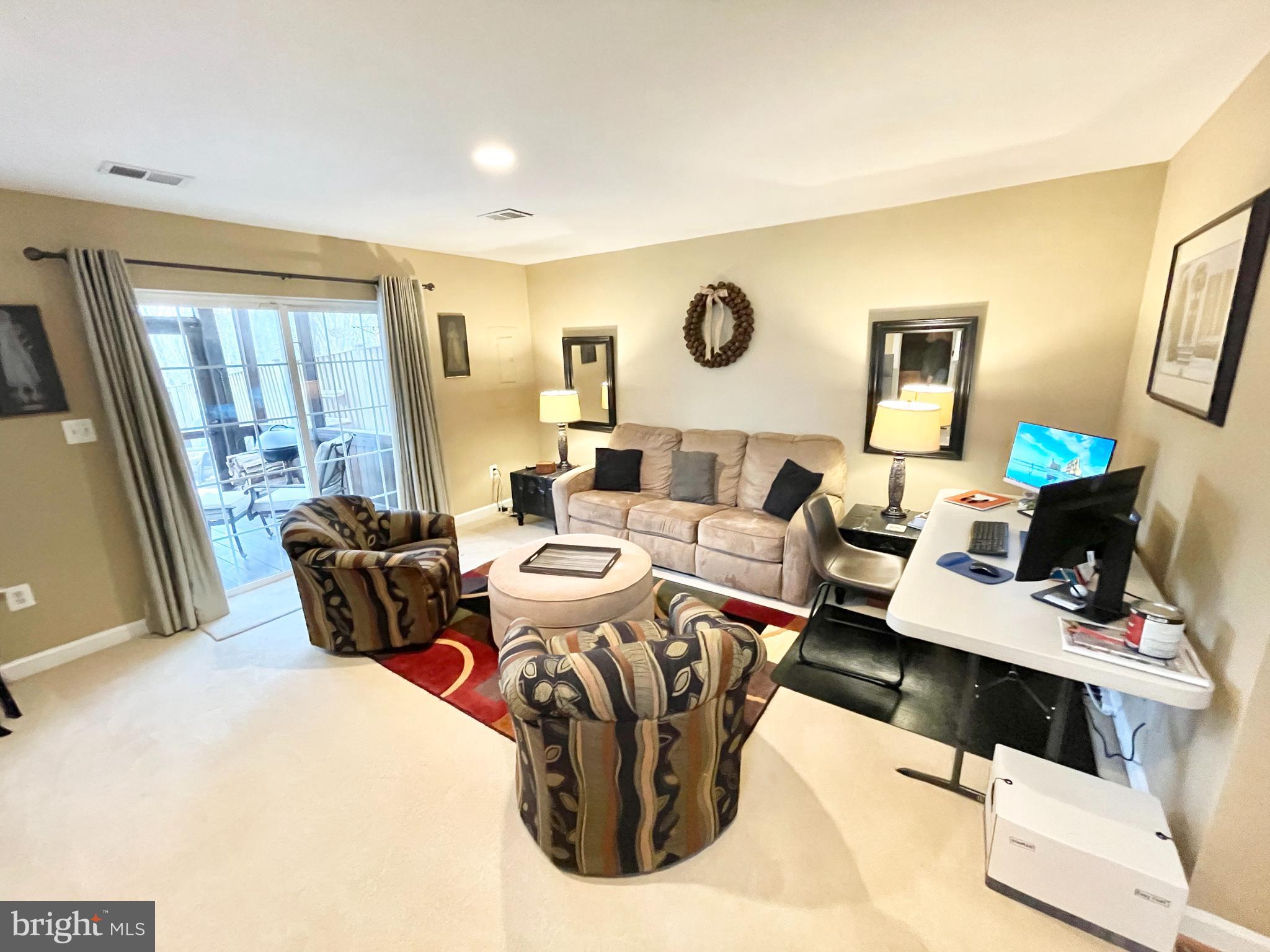 RIVERSIDE STATION - Residential