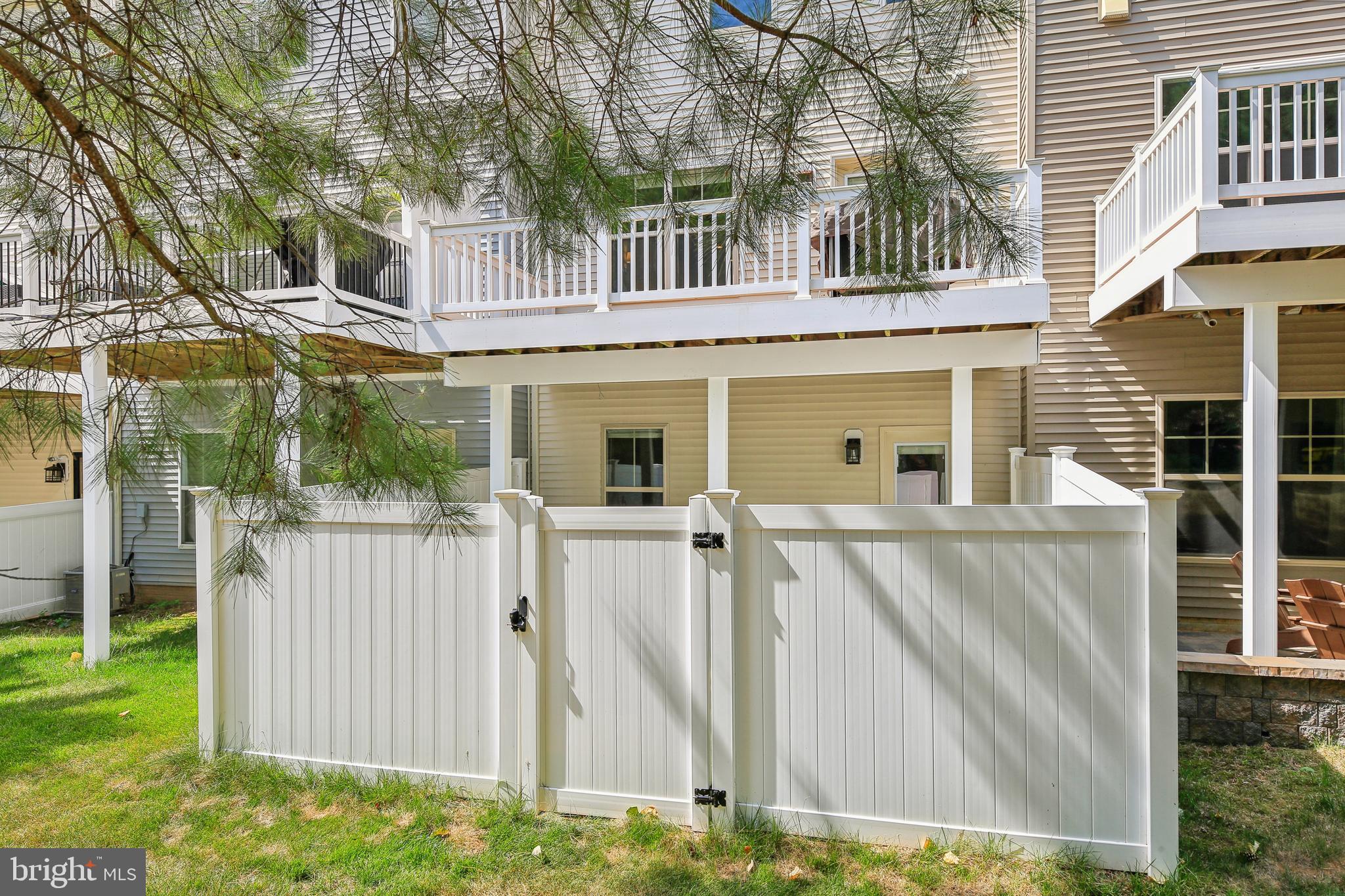 TANYARD COVE NORTH - Residential