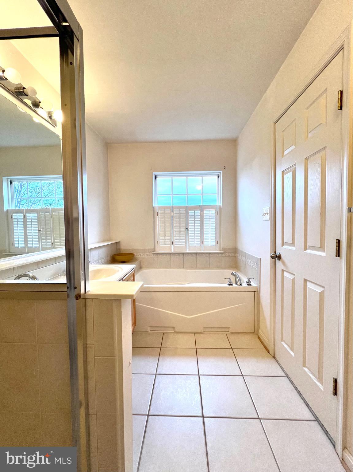 RIDGEVIEW II - Residential