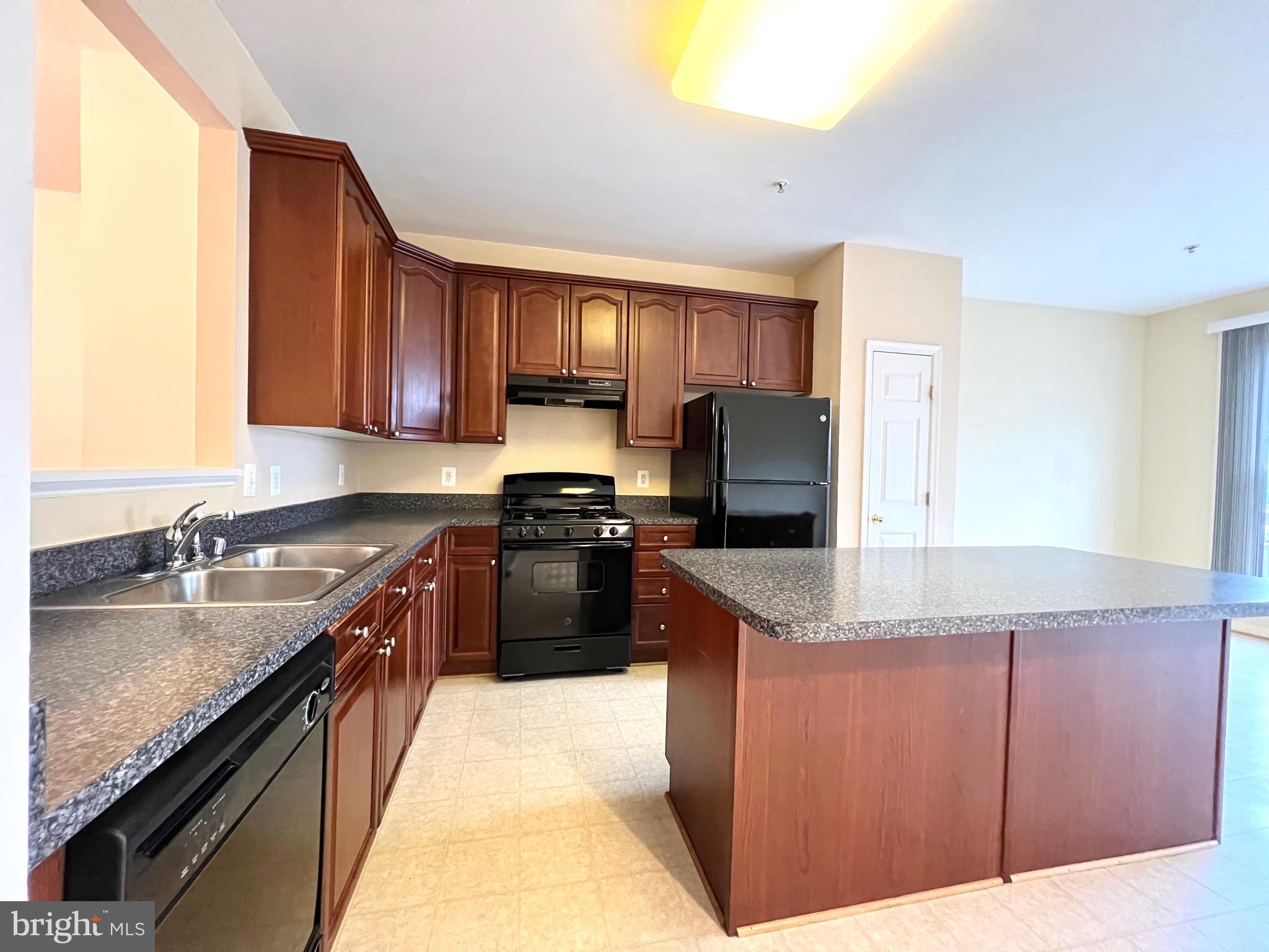 RIDGEVIEW II - Residential