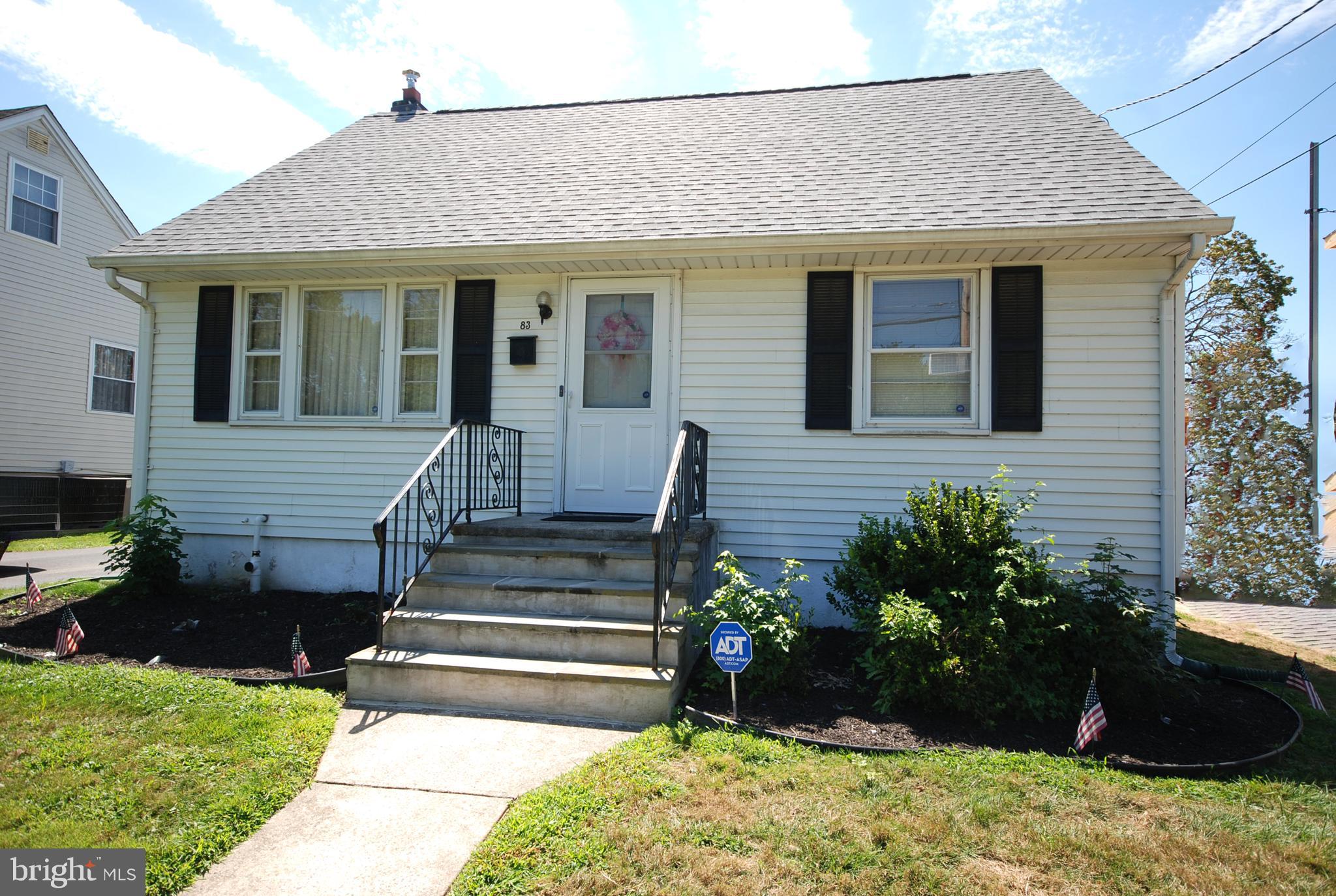 83 HELEN AVENUE