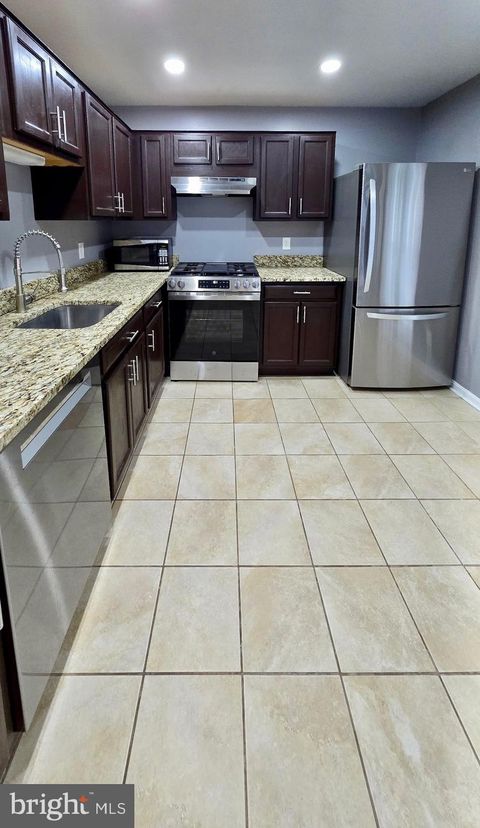 9240 CARDINAL FOREST LANE 302 LORTON VA 22079