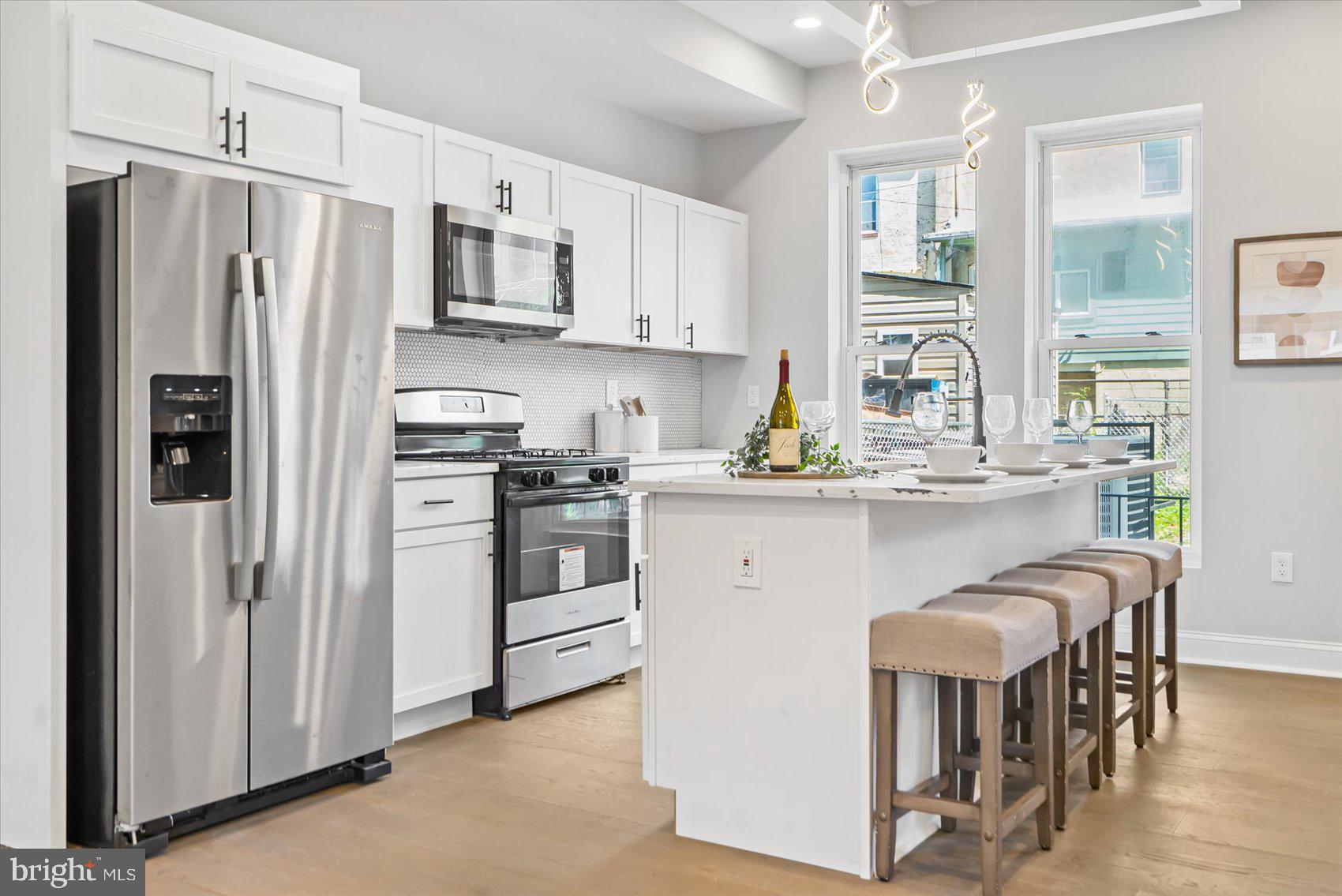 EVERGREEN LAWN - Residential