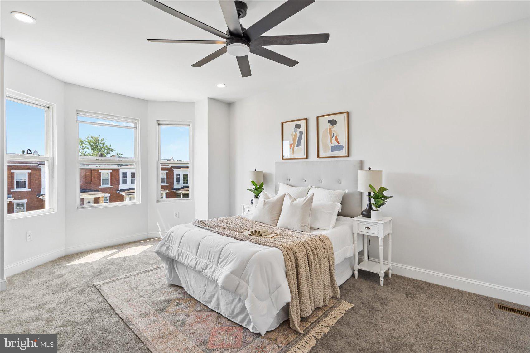 EVERGREEN LAWN - Residential