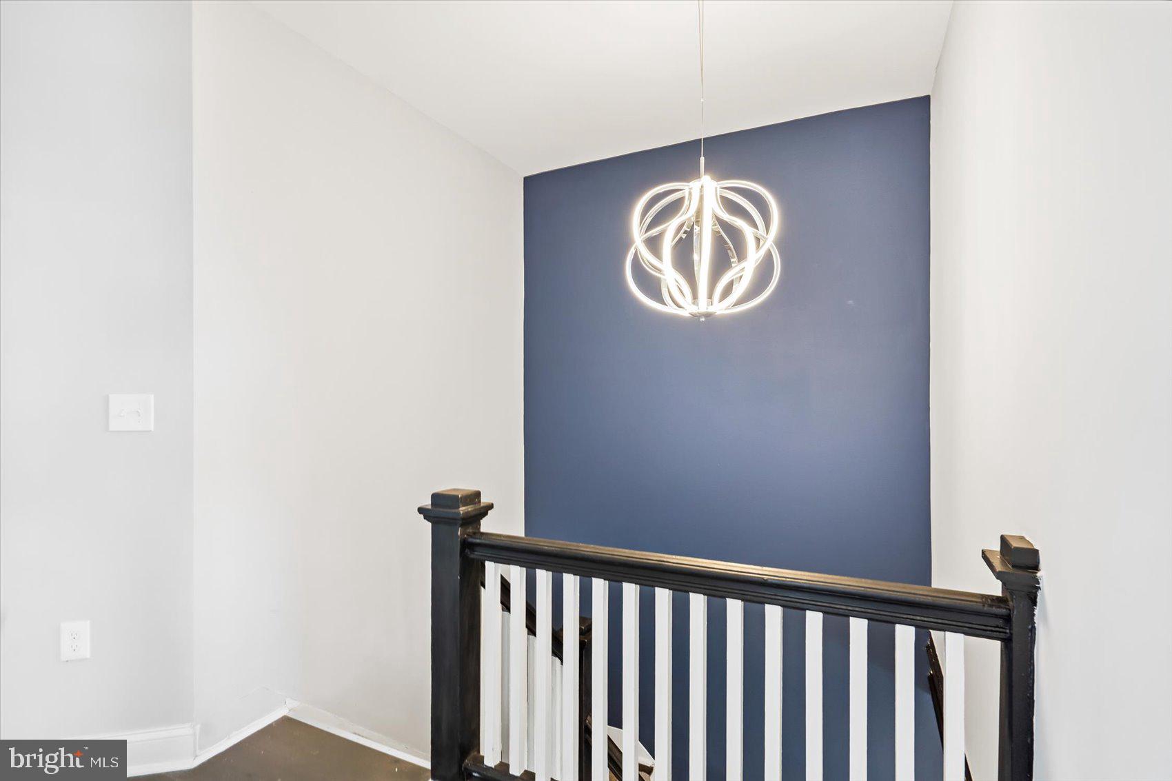 EVERGREEN LAWN - Residential