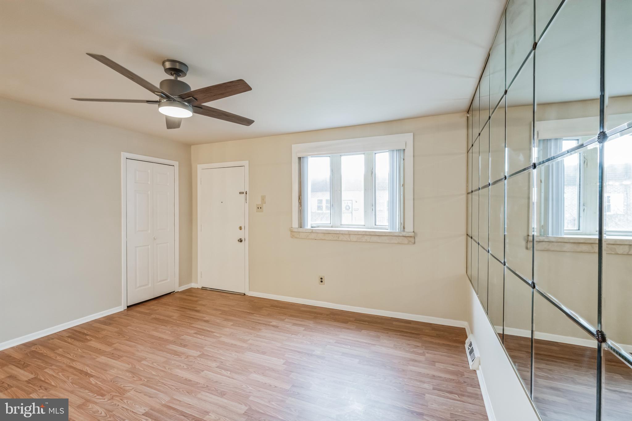 HOLMESBURG - Residential