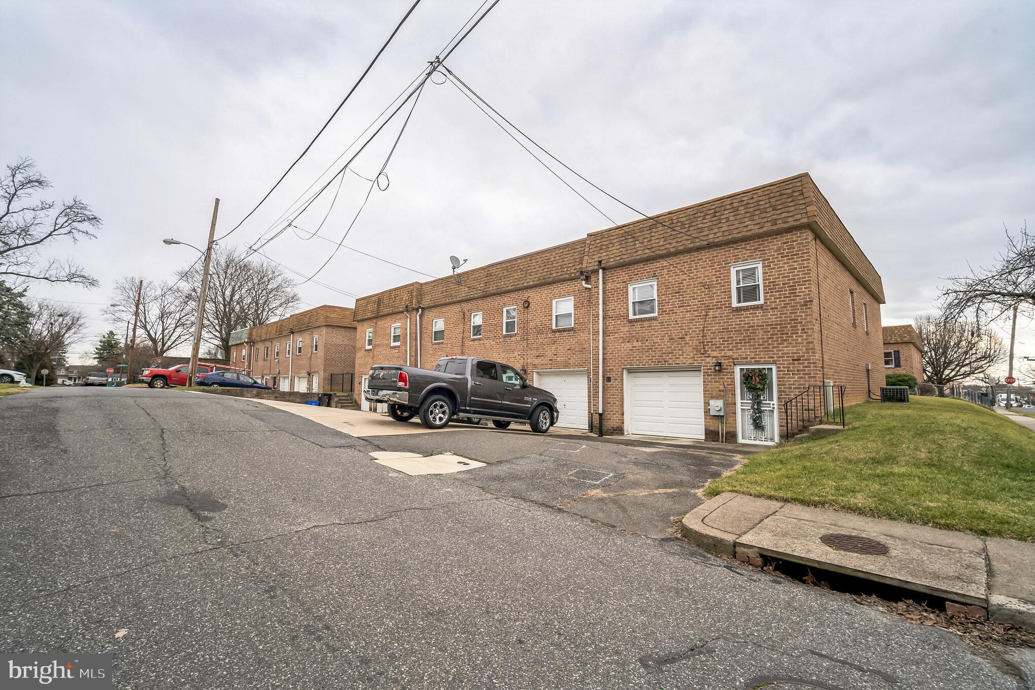 HOLMESBURG - Residential