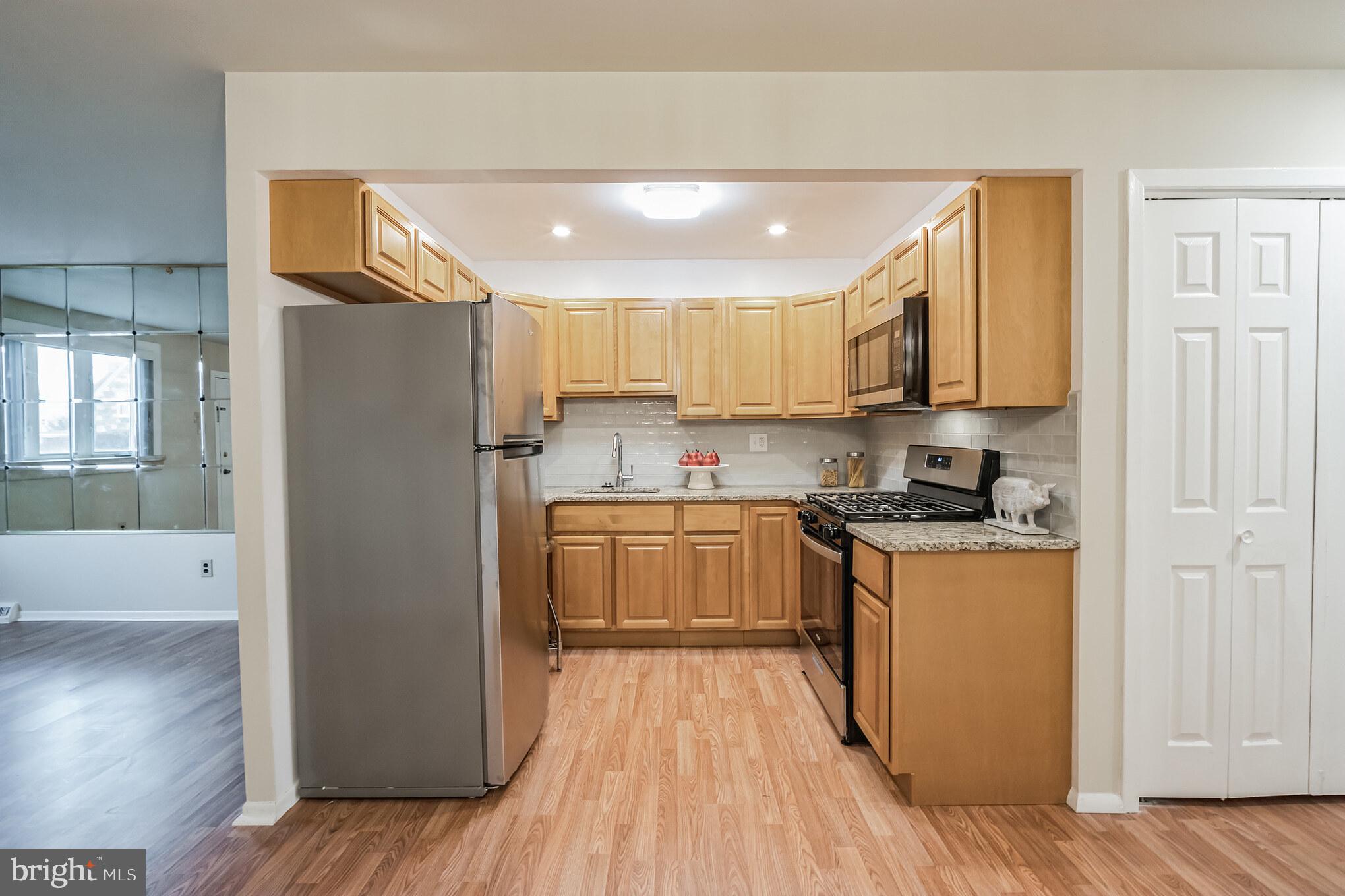 HOLMESBURG - Residential