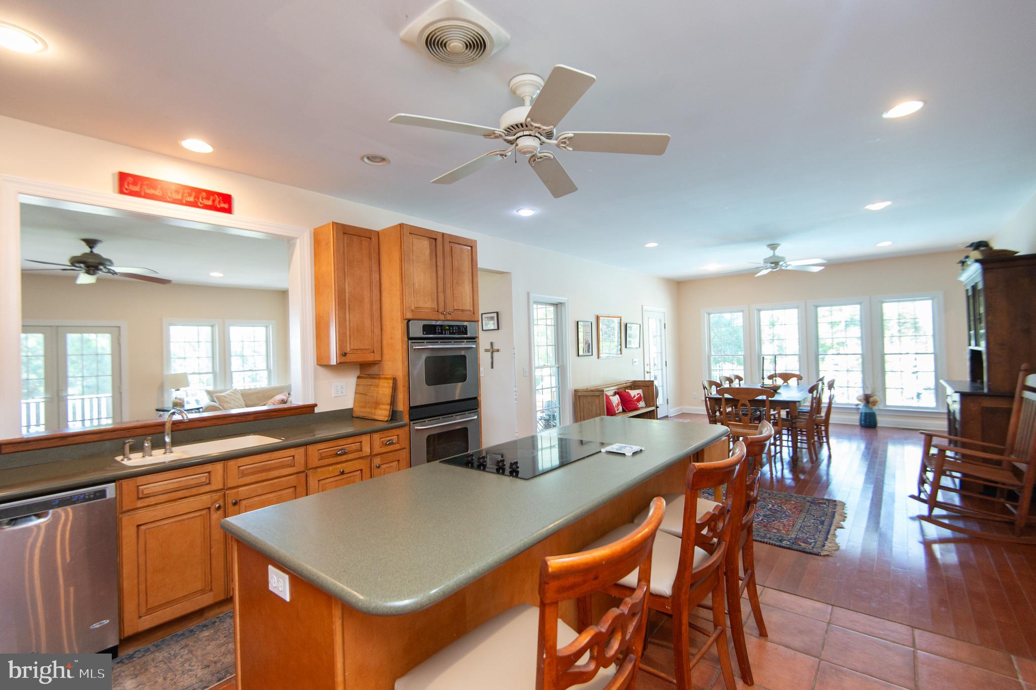 RAGGED POINT - Residential