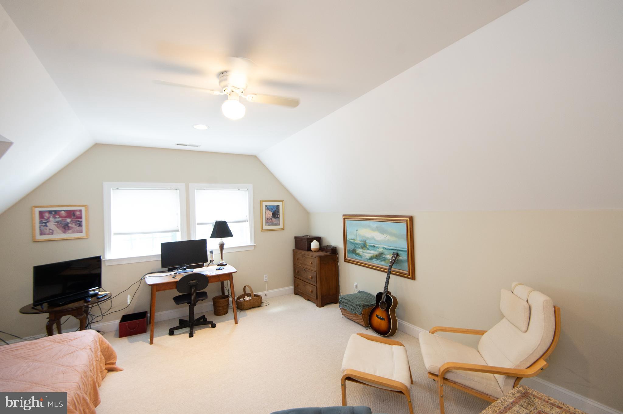 RAGGED POINT - Residential