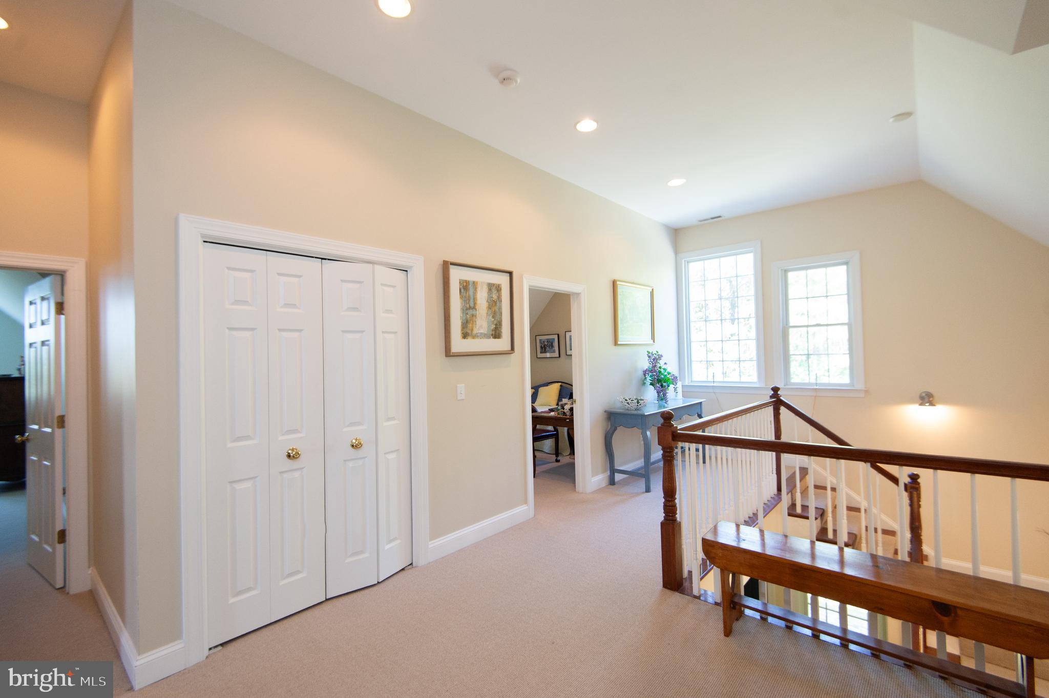 RAGGED POINT - Residential