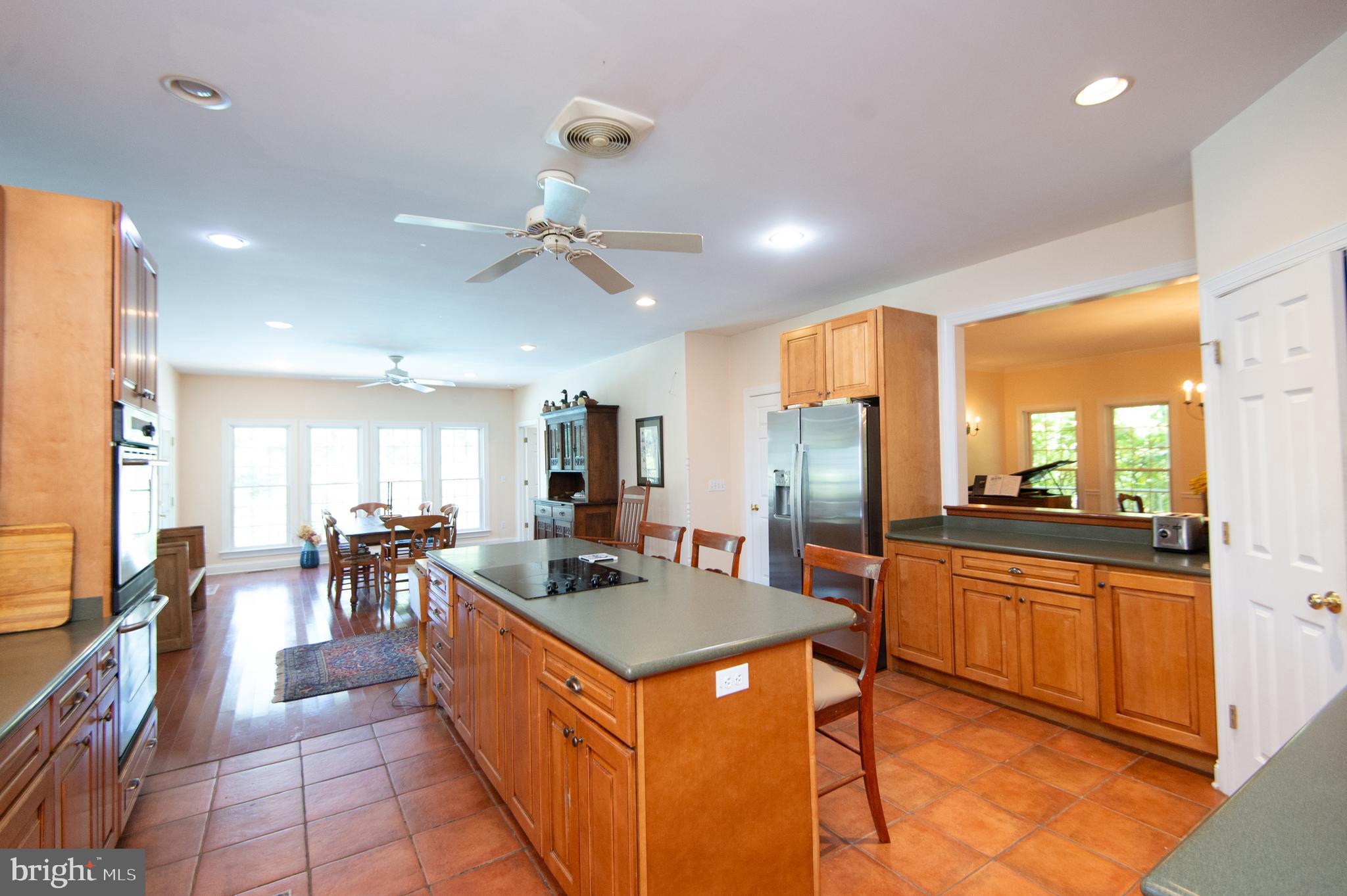 RAGGED POINT - Residential