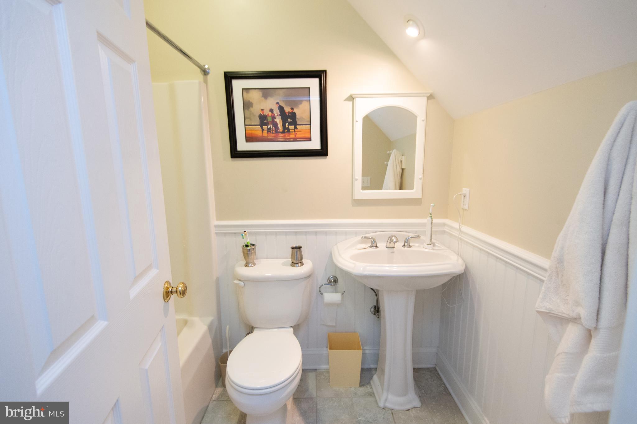 RAGGED POINT - Residential