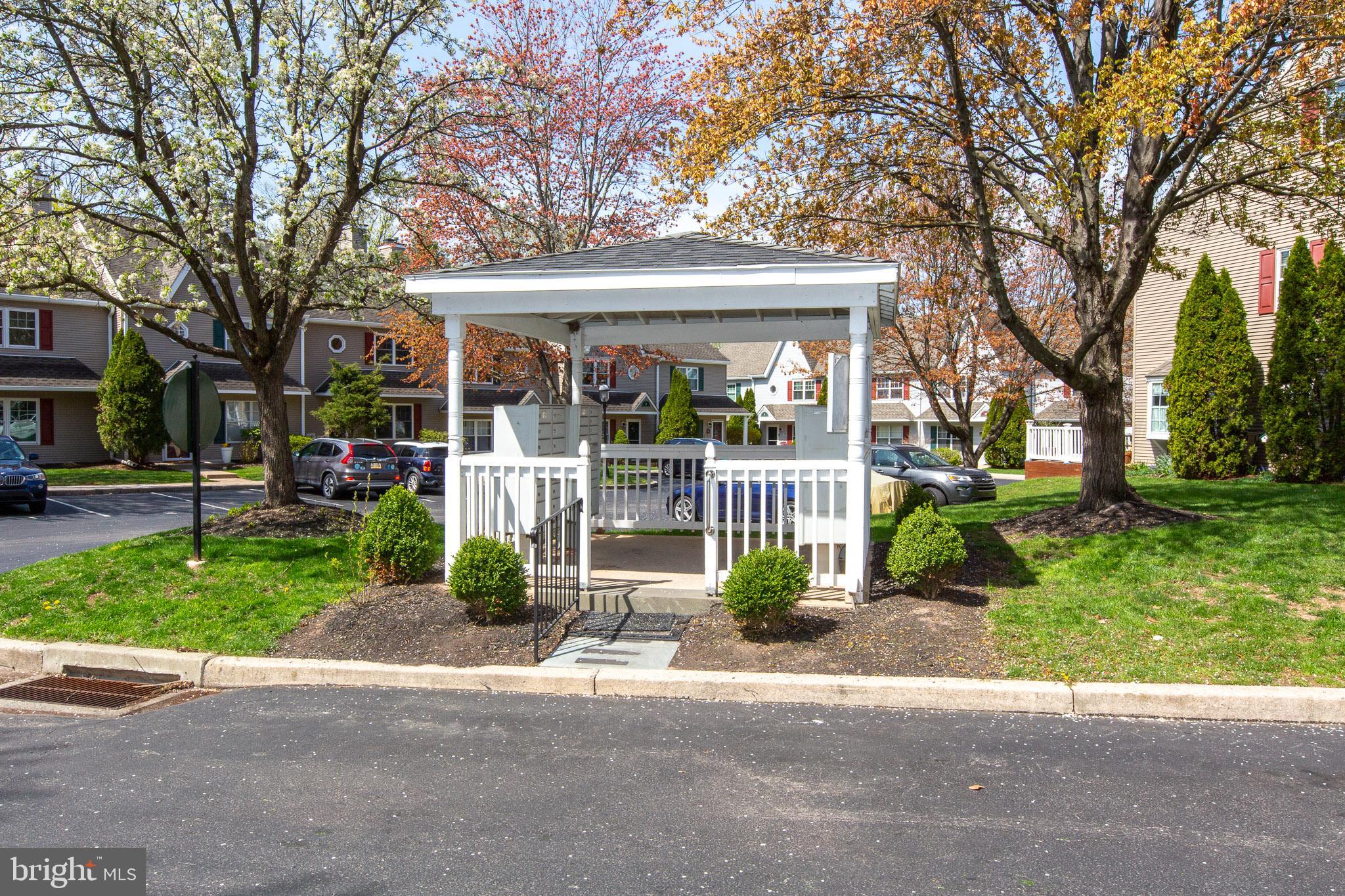 QUAIL CROSSING - Residential