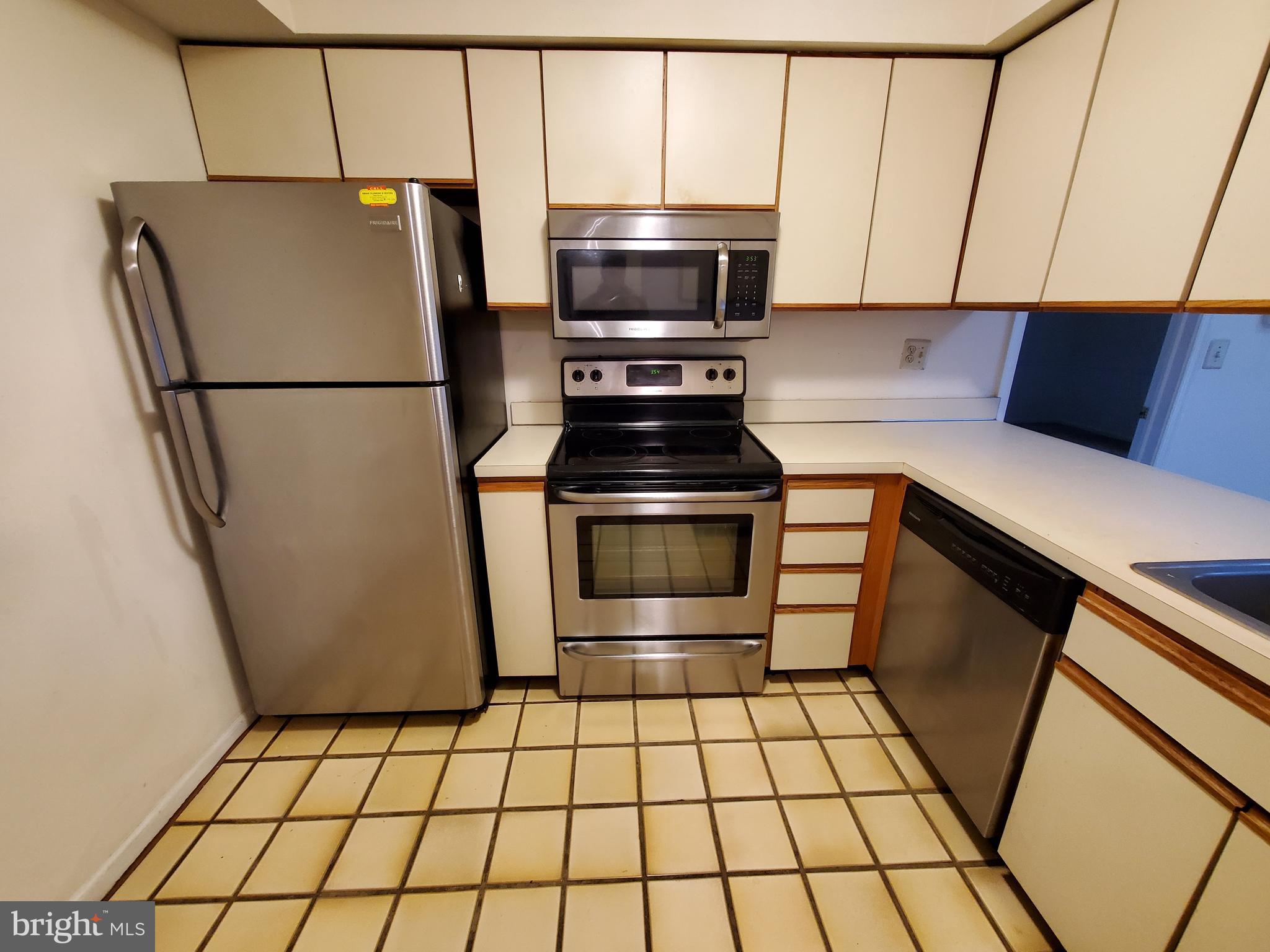 EAGLES RIDGE - Residential