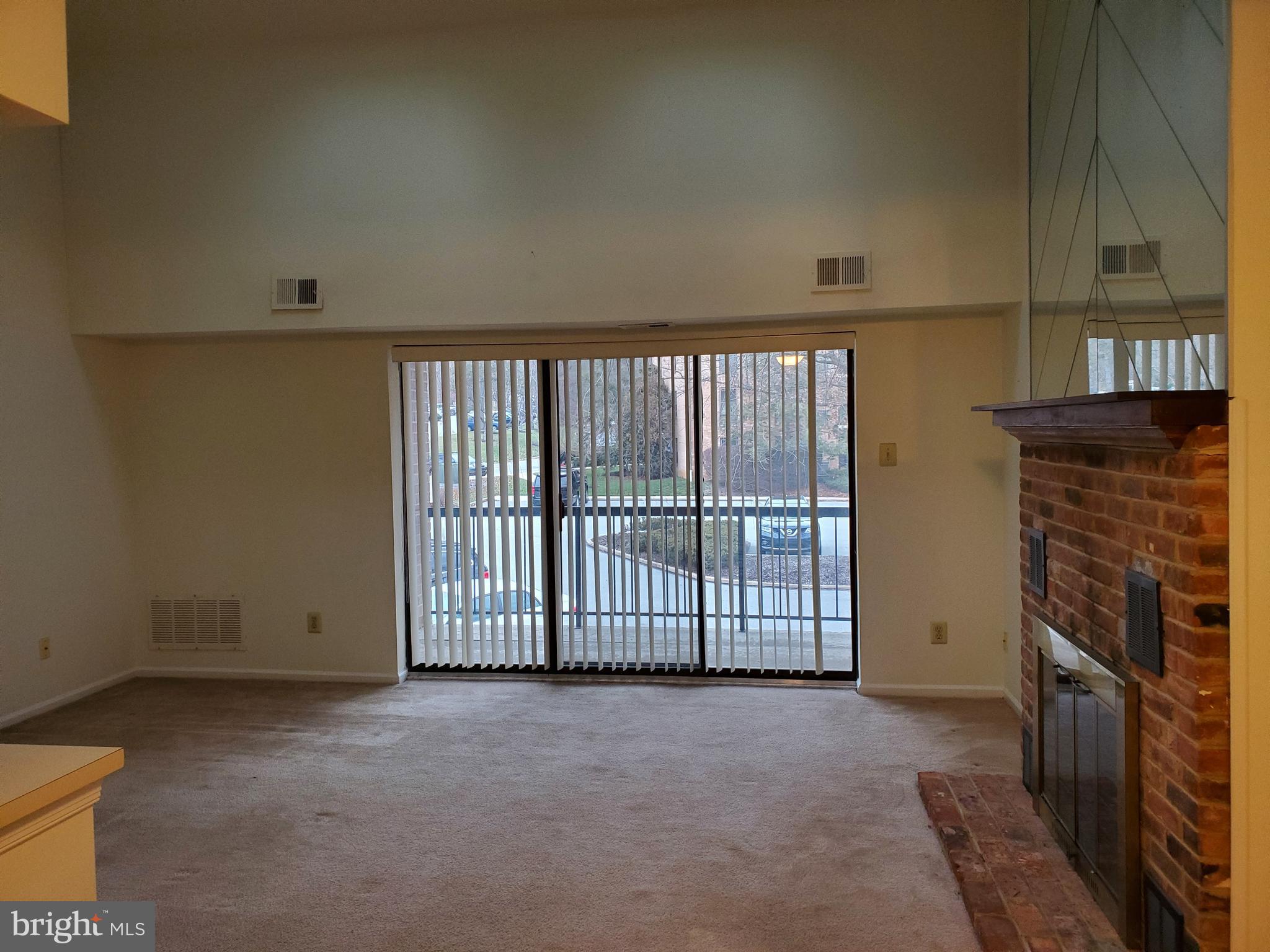 EAGLES RIDGE - Residential