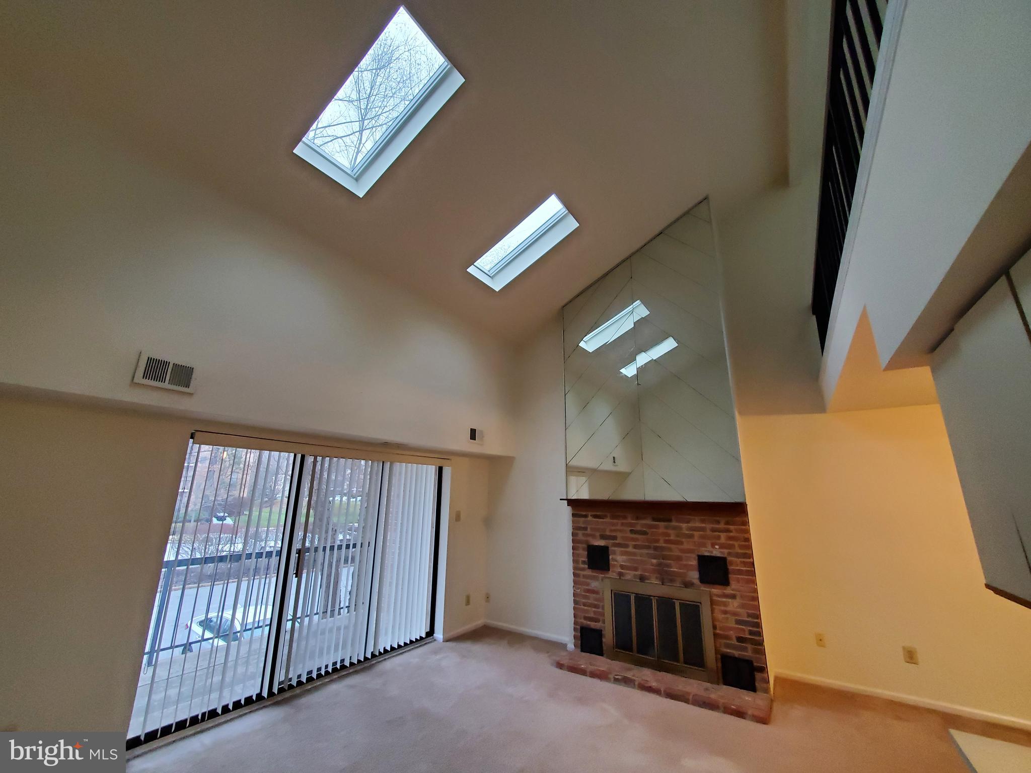 EAGLES RIDGE - Residential