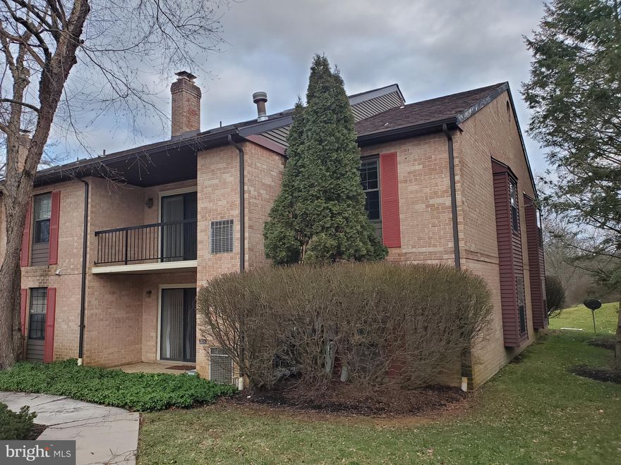 This move-in-ready contemporary brick flat offers  2 bedrooms,2baths. a loft, skylights, and a spacious interior in Eagle Ridge, Chesterbrook. In a good location and school district, this unit is nice to live in and is family-friendly since it is within a quiet neighborhood. In addition, it is conveniently close to all major roadways and shopping districts. Cozy and spacious rooms have a split-bedroom floor plan. The master bedroom has a walk-in closet and a bathroom with a tiled floor and shower stalls. The full kitchen is equipped with a stainless steel refrigerator, stove, dishwasher, microwave, and an open cabinet and counter space. The living space features high ceilings, two skylights, a wood-burning brick fireplace, and an open view of the outside patio. Overlooking the unit, there is a loft that provides extra space with plenty of storage that can be turned into a personal workspace or room. This property is sold as is.