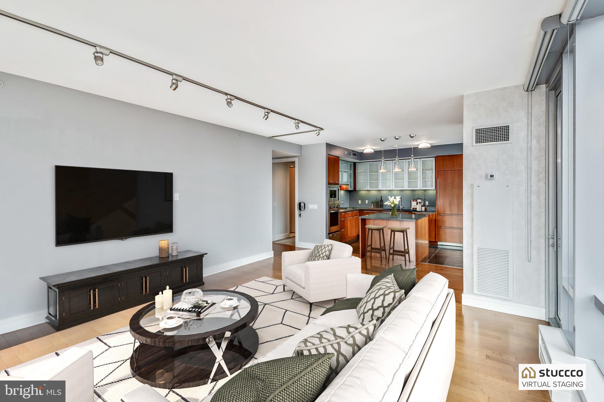 CENTER CITY - Residential