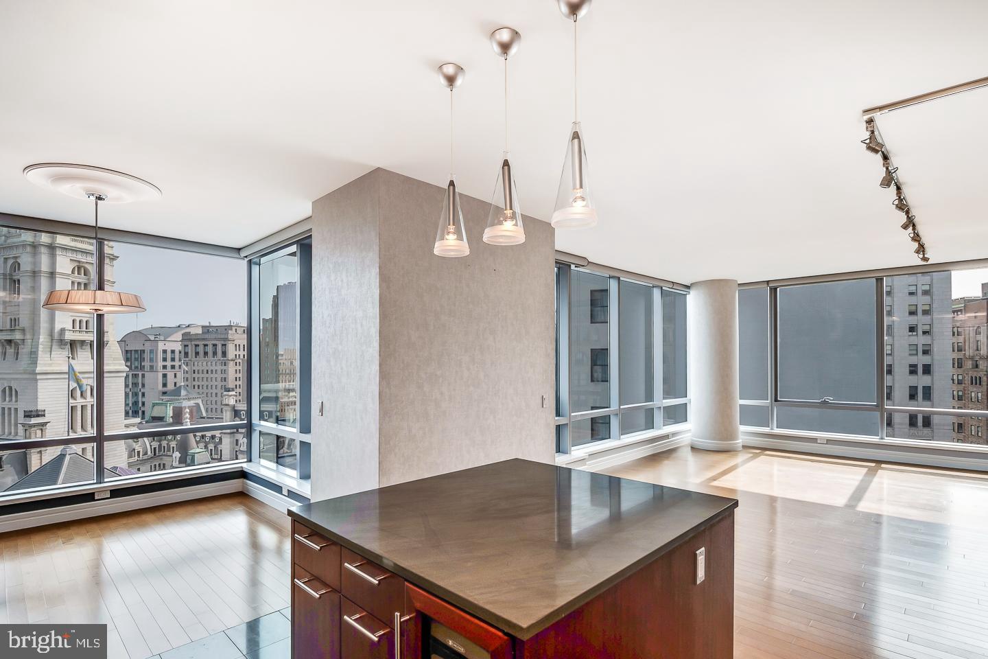 CENTER CITY - Residential